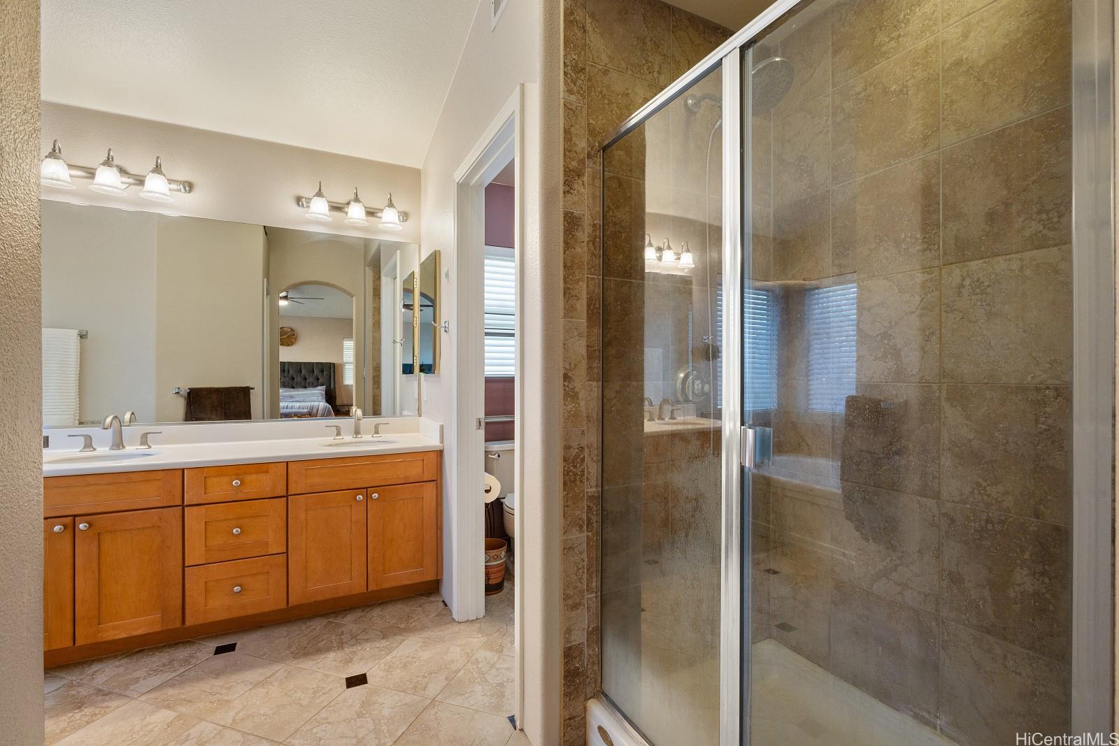 91-1028  Kai Uhu Street Ocean Pointe, Ewaplain home - photo 19 of 25