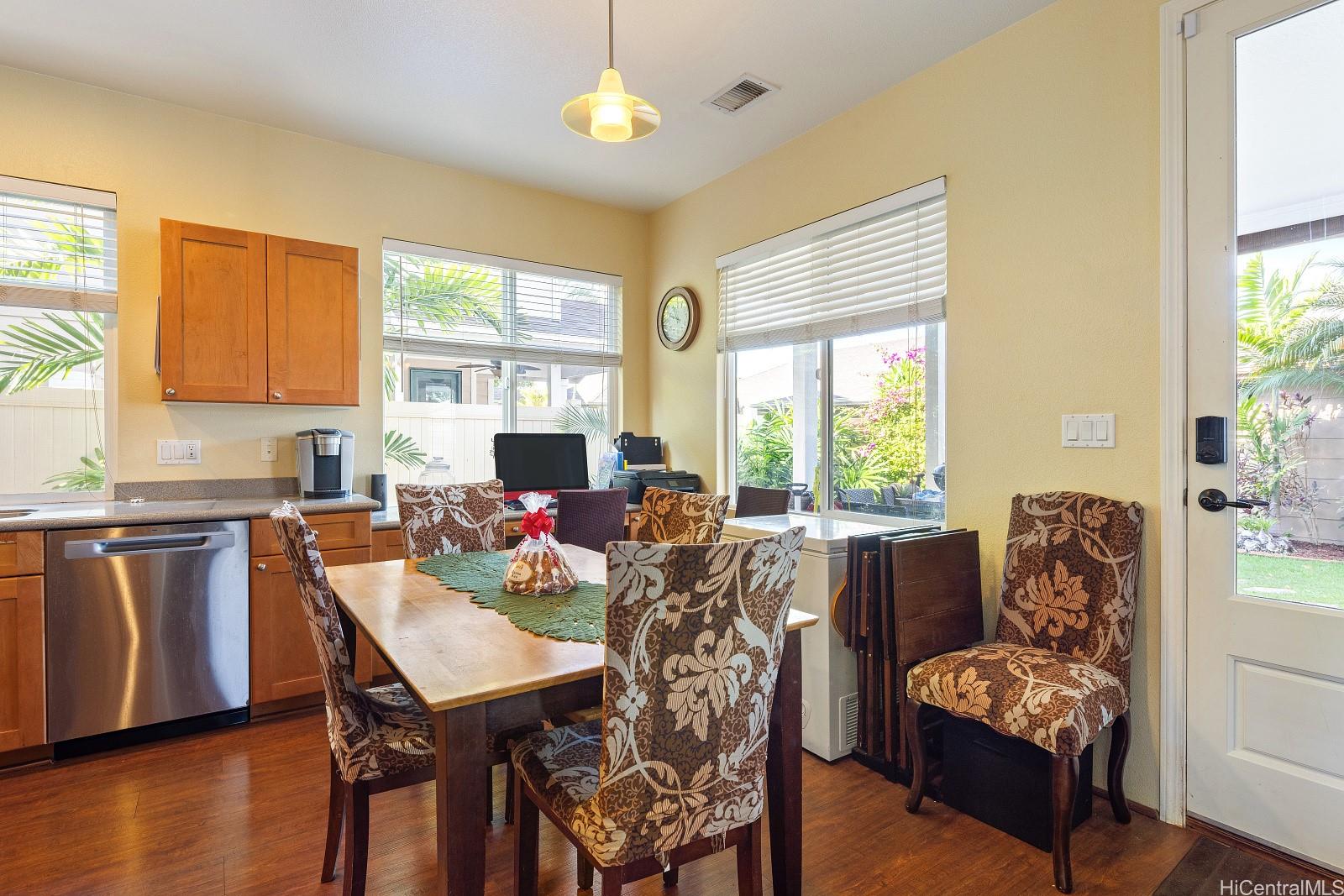 91-1028  Kai Uhu Street Ocean Pointe, Ewaplain home - photo 10 of 25