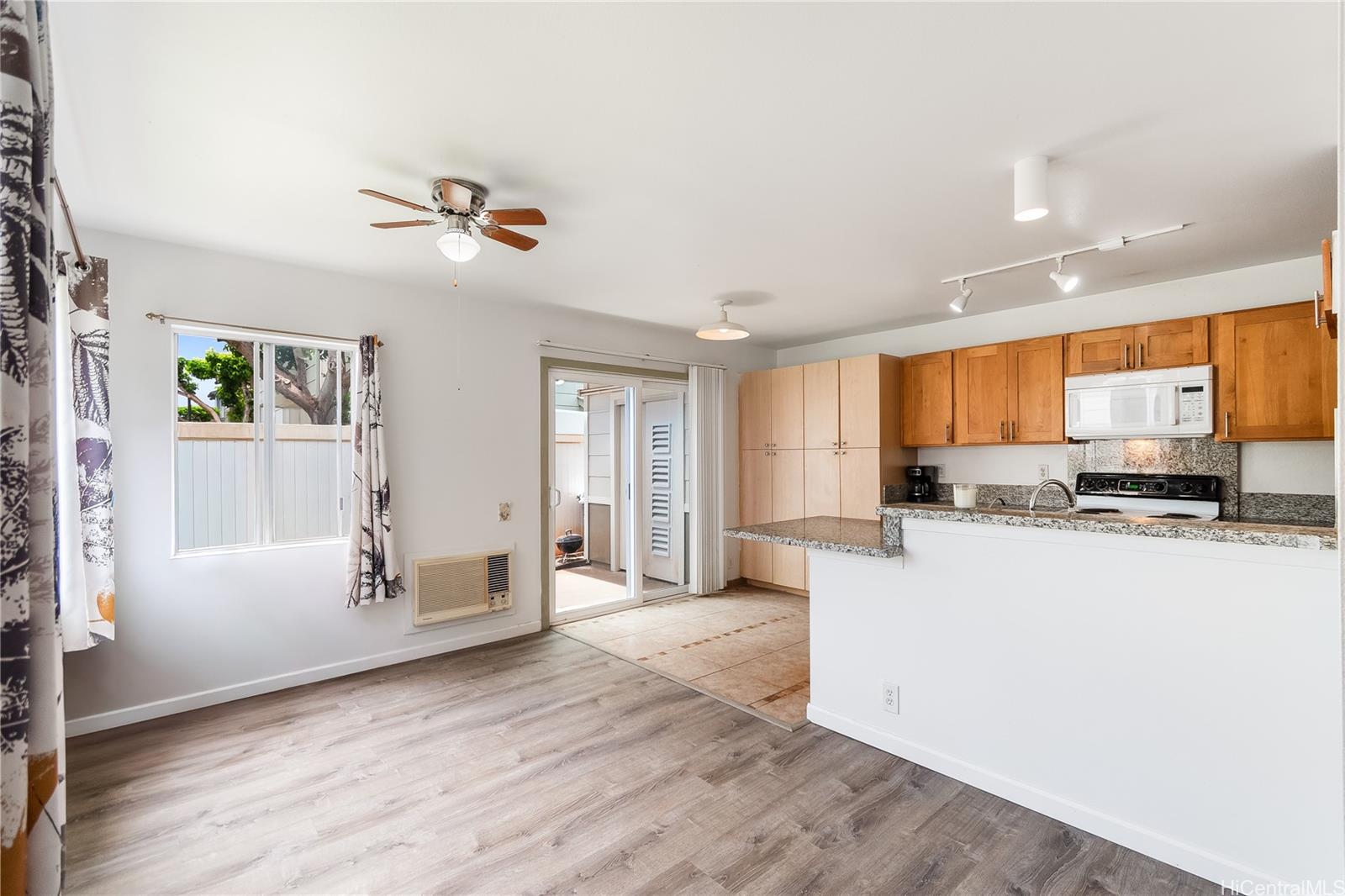 Avalon 3 condo # 9A, Ewa Beach, Hawaii - photo 2 of 14