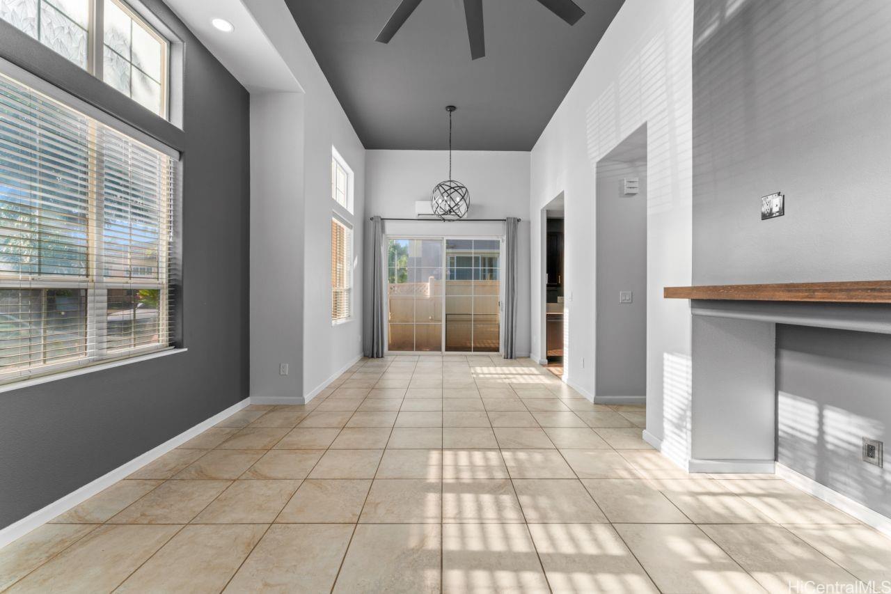 91-1028  Wahinoho St Kapolei-iwalani, Ewaplain home - photo 5 of 25