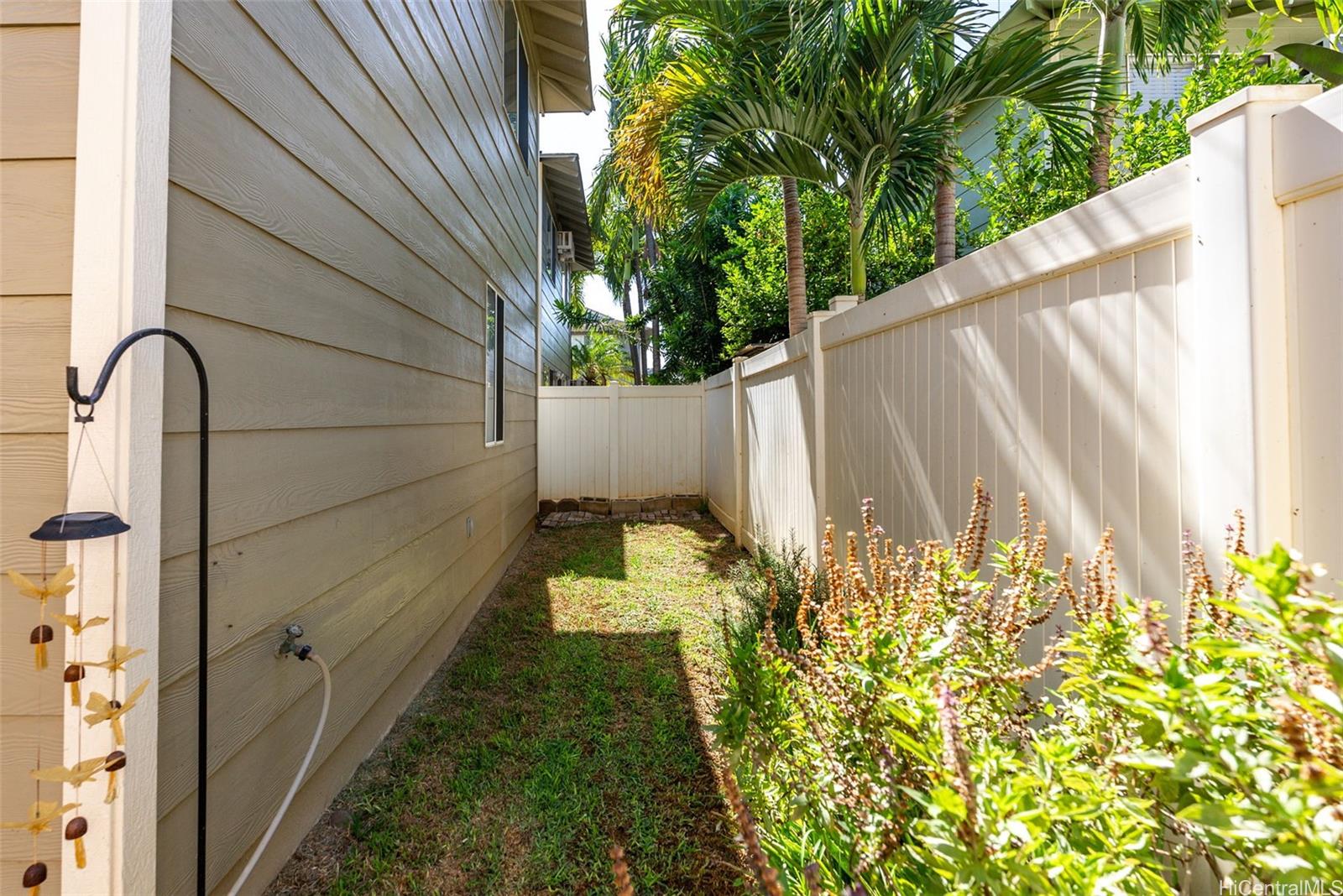 91-1030  Hoomaka Street Ewa Gen Lombard Way, Ewaplain home - photo 4 of 19