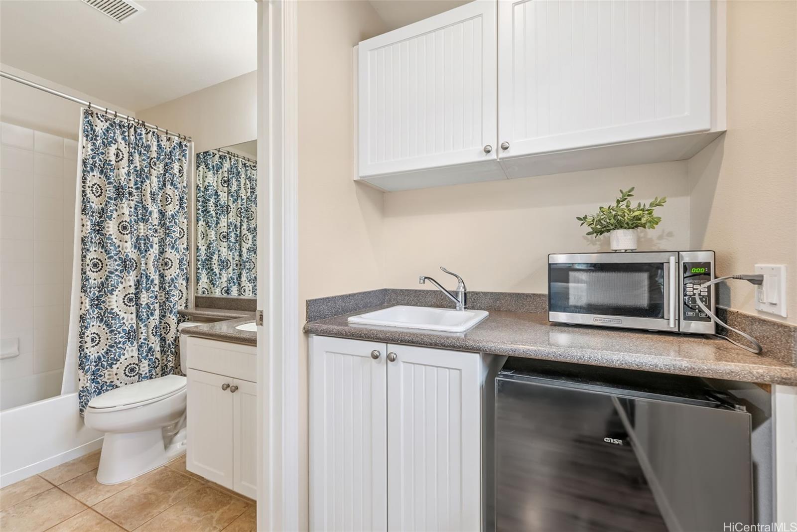 91-1030  Kai Uhu Street Ocean Pointe, Ewaplain home - photo 21 of 25