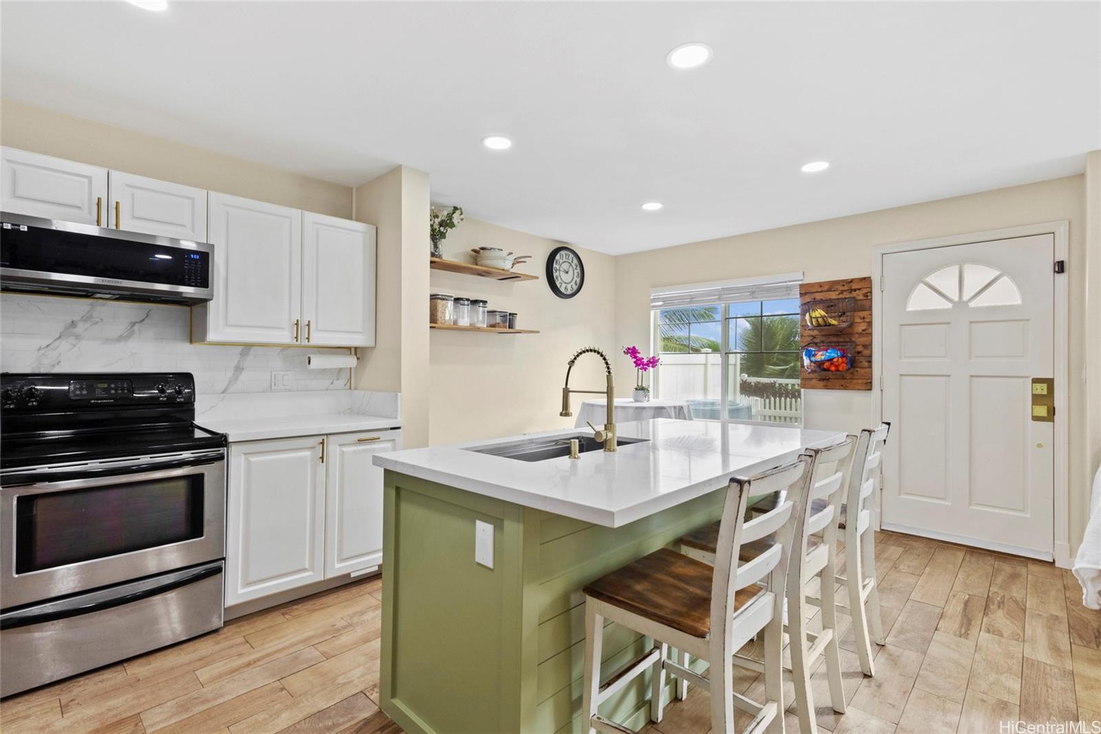 Ocean Pointe townhouse # 4E2, Ewa Beach, Hawaii - photo 2 of 24