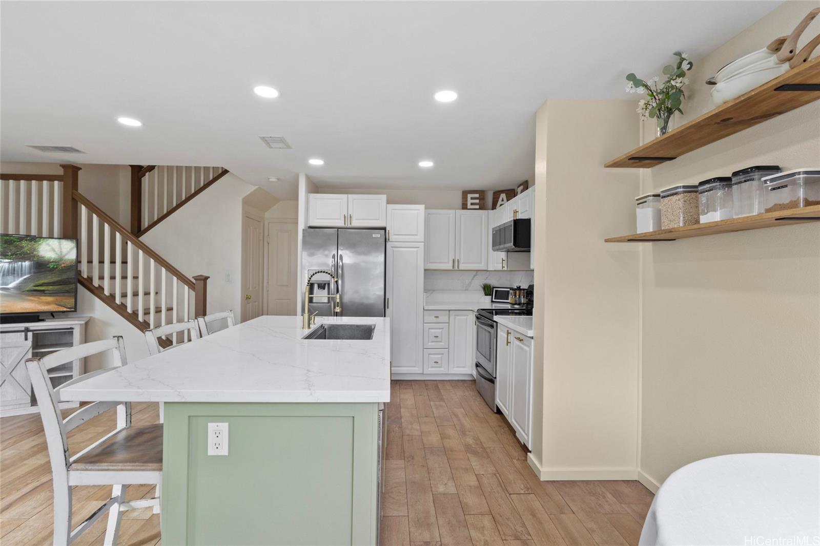 Ocean Pointe townhouse # 4E2, Ewa Beach, Hawaii - photo 3 of 24