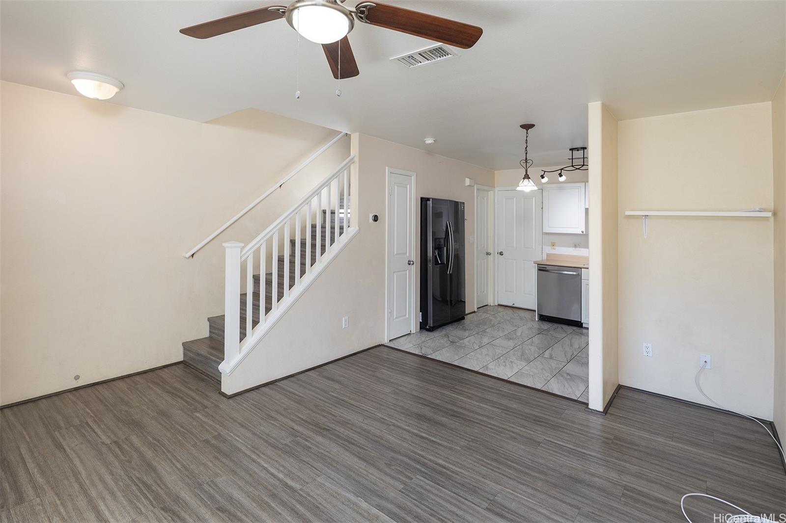 91-1031 Kaimalie St Ewa Beach - Rental - photo 3 of 16