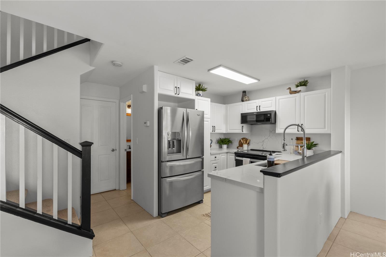 Ocean Pointe Residential Community Association townhouse # 4N4, Ewa Beach, Hawaii - photo 13 of 24