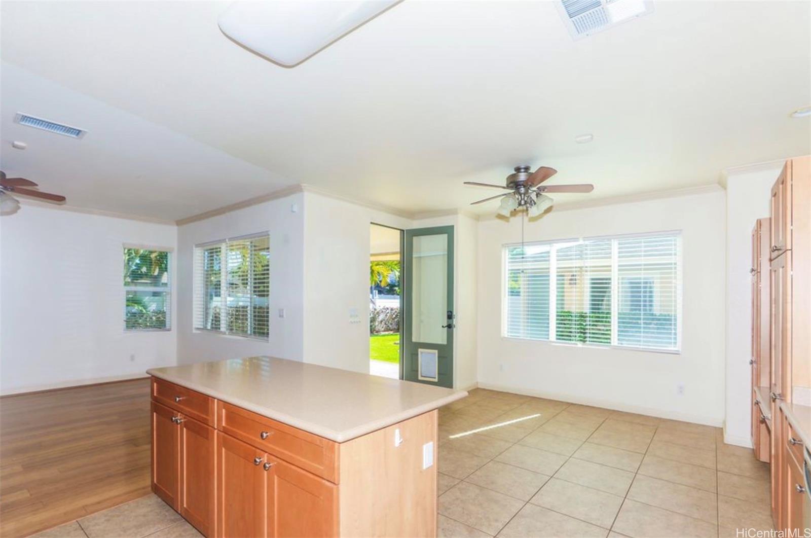 91-1031  Kai Weke Street Ocean Pointe, Ewaplain home - photo 7 of 23