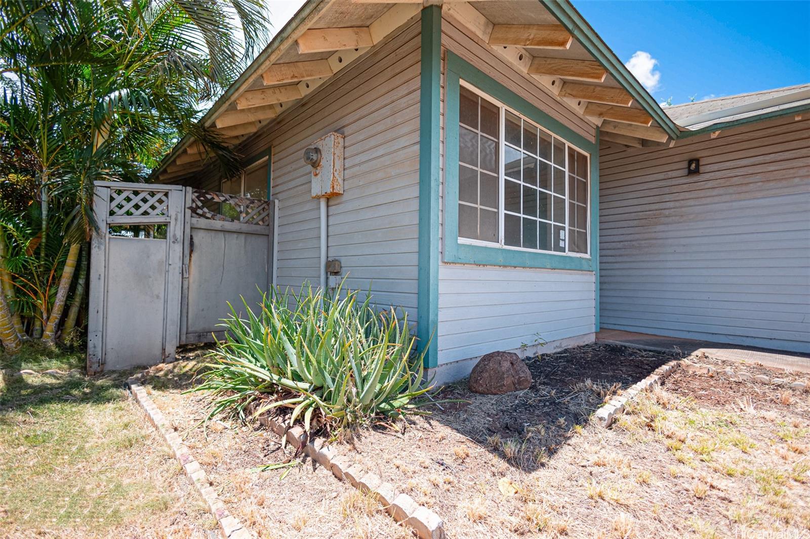 91-1031  Kumulipo Street Kapolei, Ewaplain home - photo 3 of 25