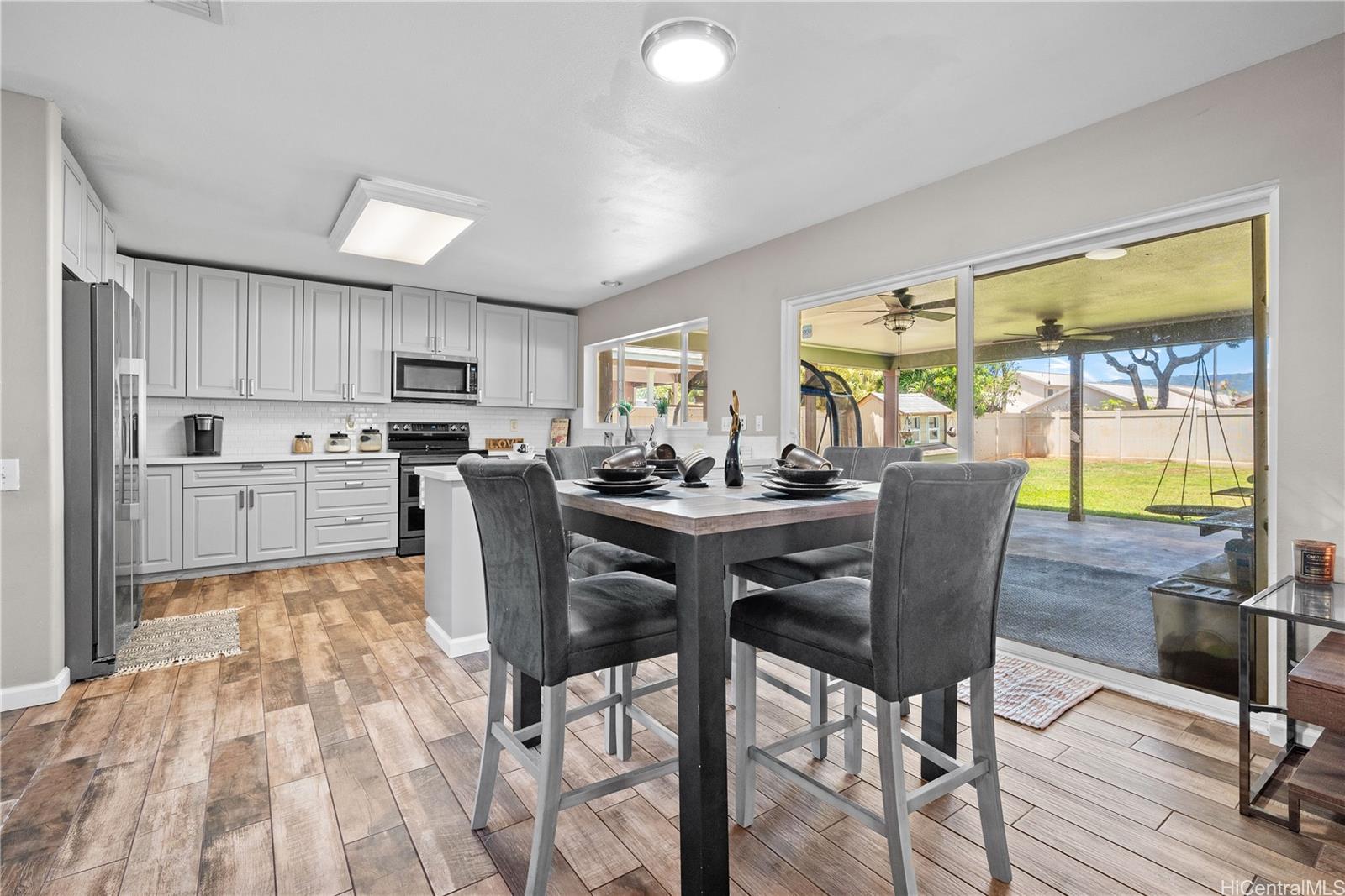 91-1032  Kamaehu Street Ewa Gen Sonoma, Ewaplain home - photo 6 of 25