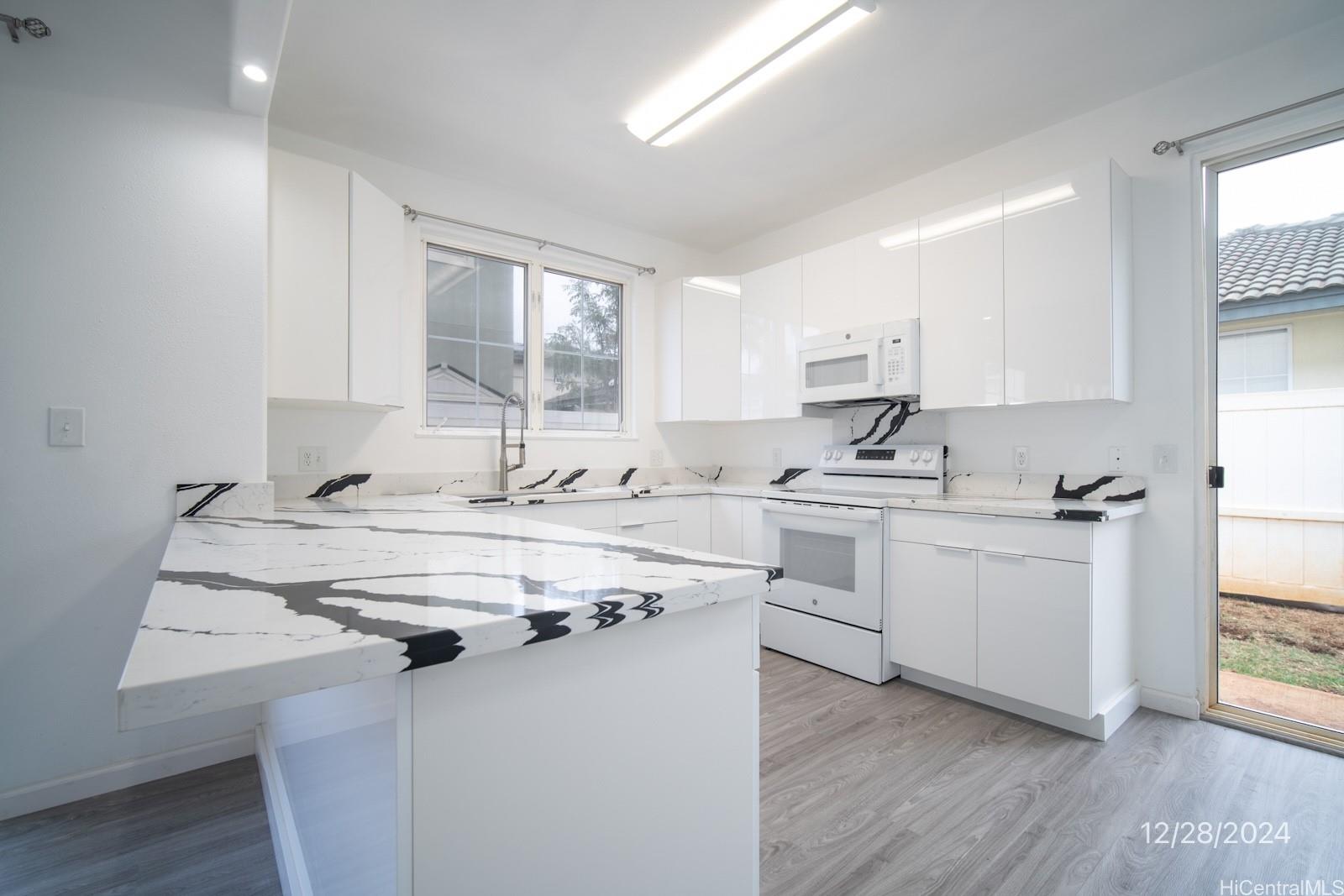 91-1032 Mamaka Street Kapolei - Rental - photo 7 of 25