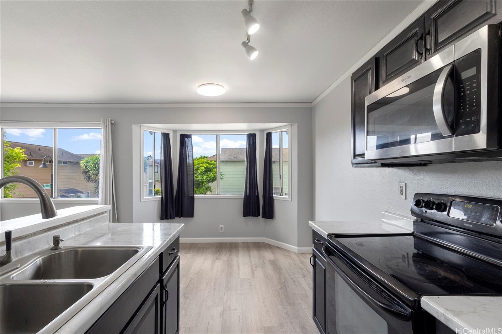 91-1033  Hoomaka Street Ewa Gen Lombard Way, Ewaplain home - photo 8 of 25