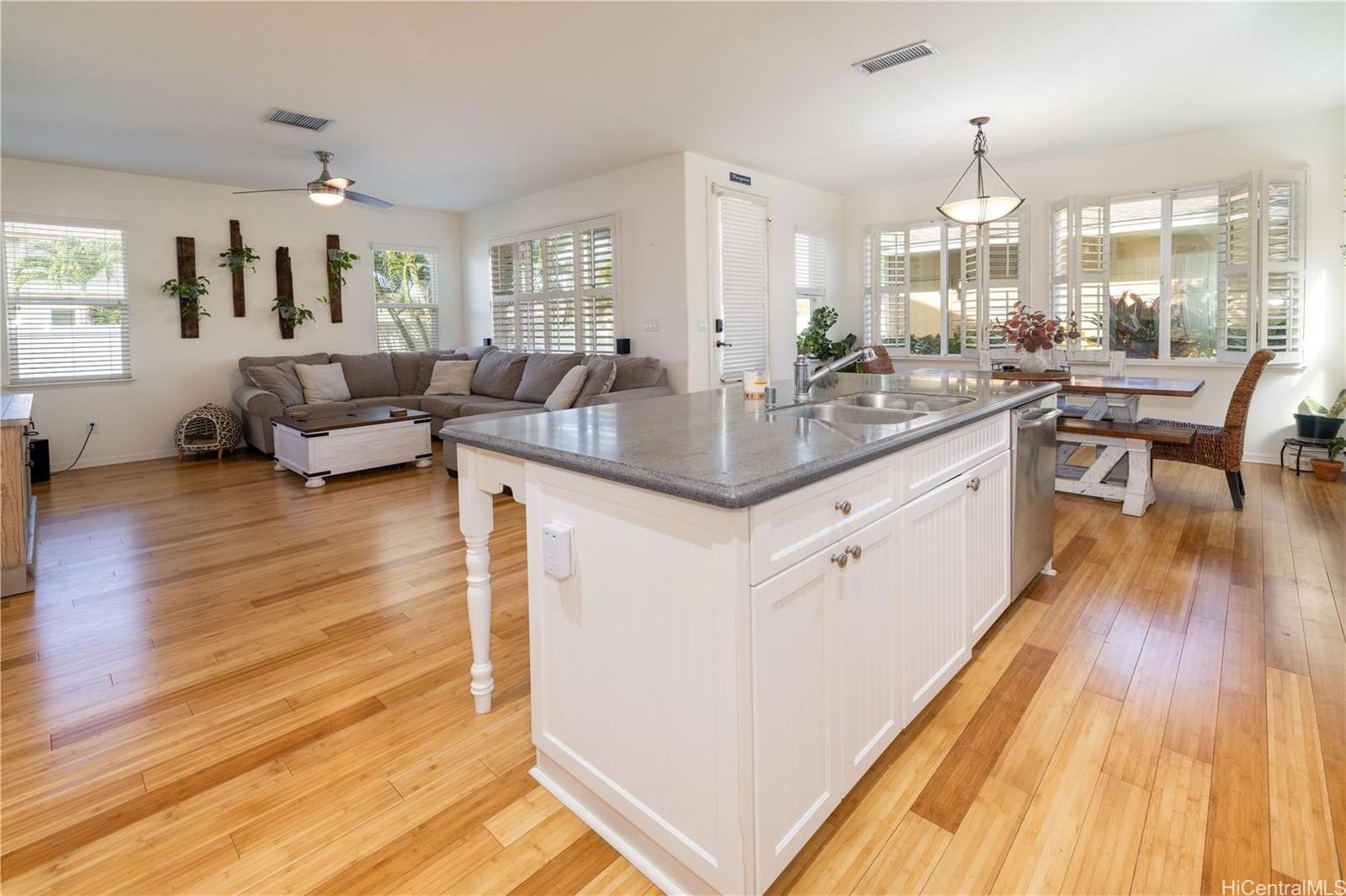 91-1033  Kaiamalo Street Hoakalei-ka Makana, Ewaplain home - photo 8 of 20