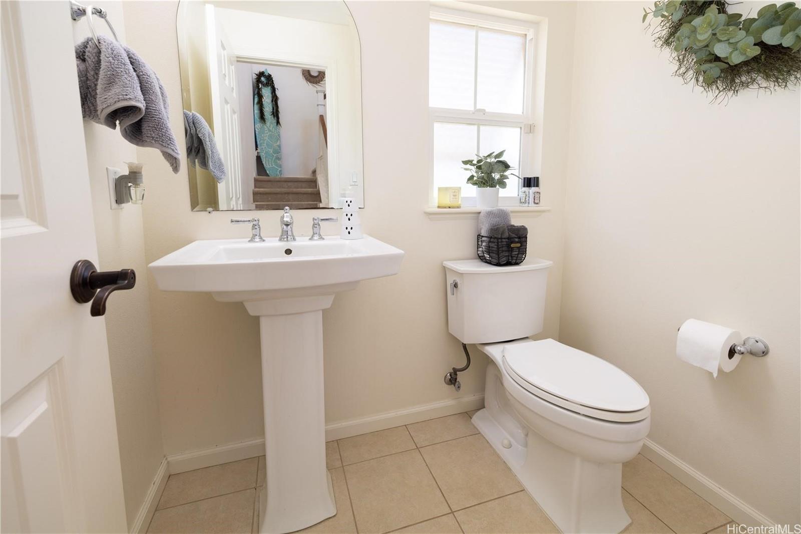 91-1033  Kaiamalo Street Hoakalei-ka Makana, Ewaplain home - photo 10 of 20