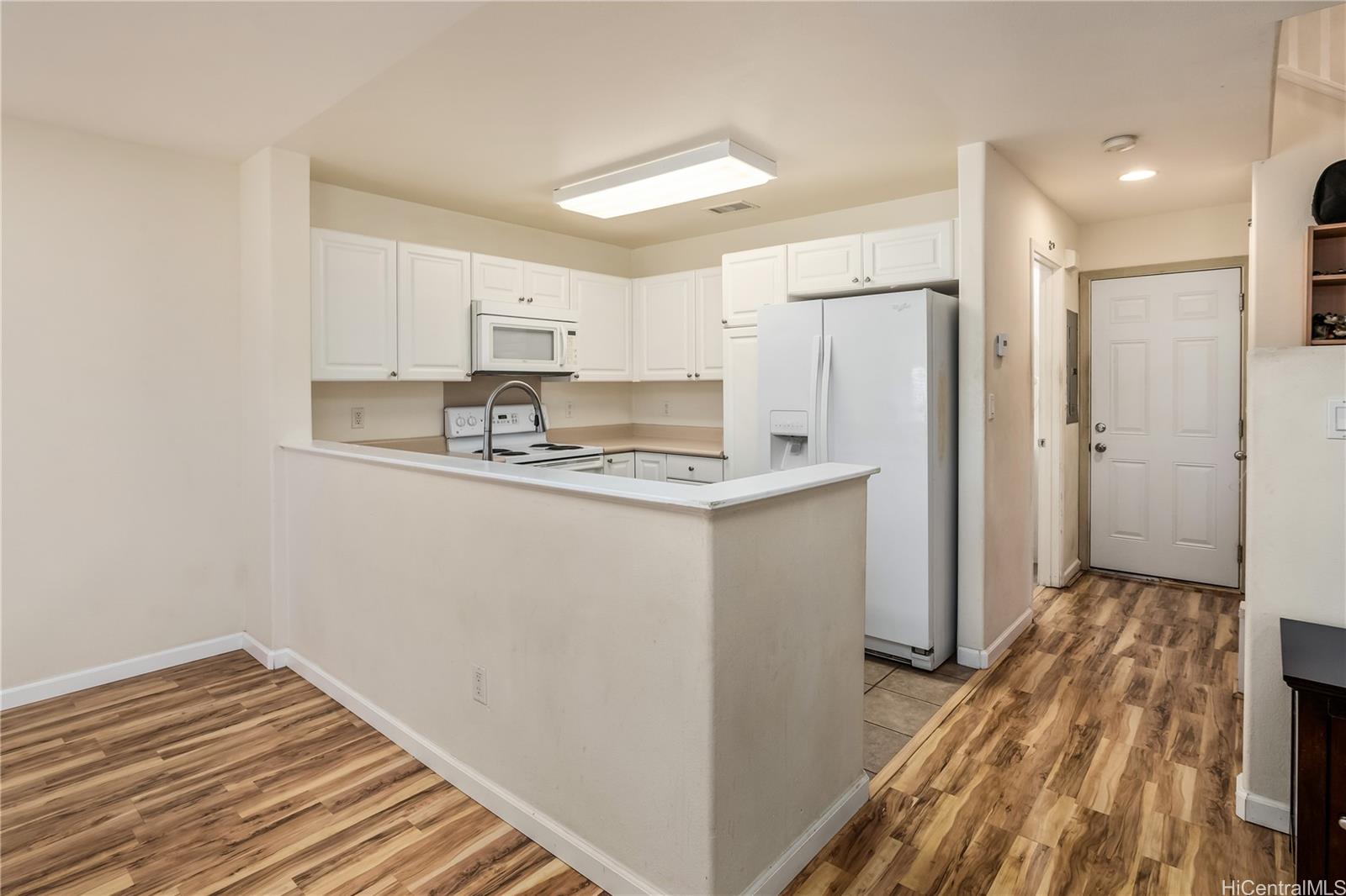 91-1033 Kaipalaoa Street townhouse # 1402, Ewa Beach, Hawaii - photo 6 of 20