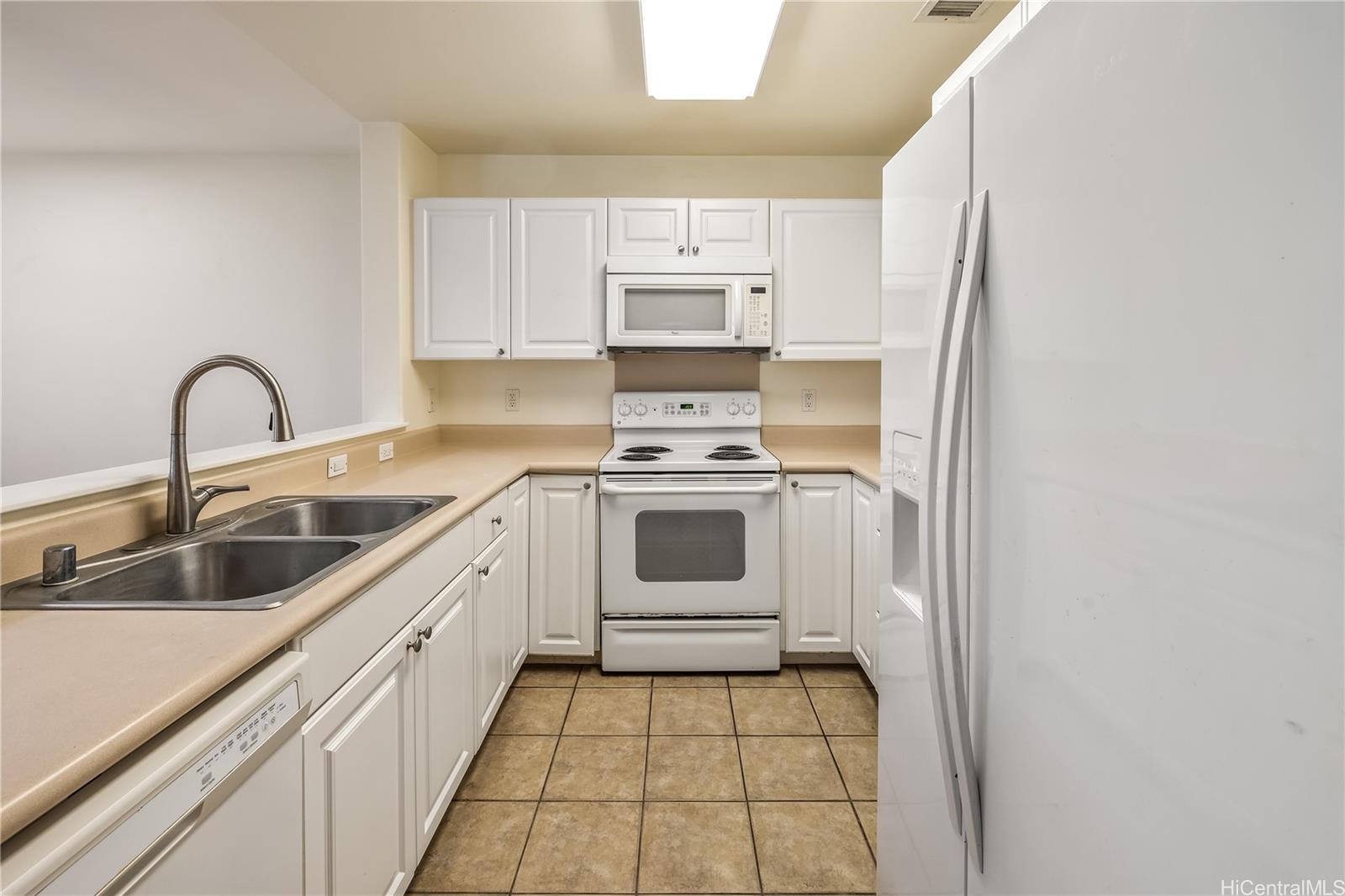 91-1033 Kaipalaoa Street townhouse # 1402, Ewa Beach, Hawaii - photo 8 of 20