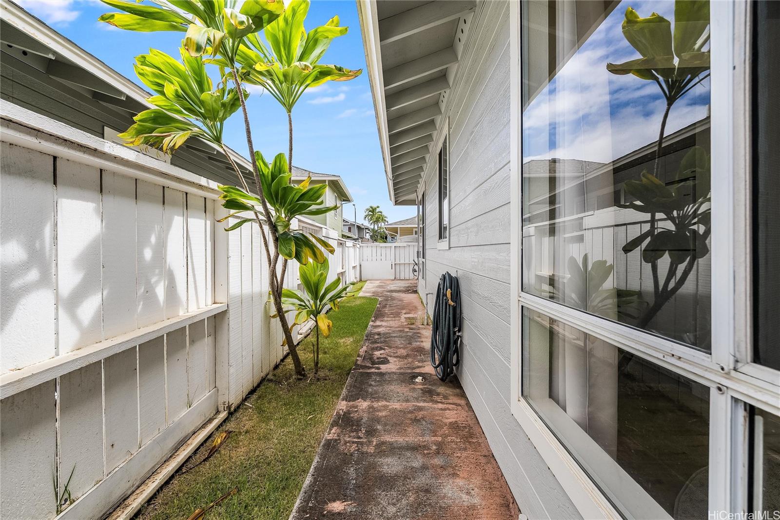 91-1033  Keokolo Street Kapolei-kekuilani, Ewaplain home - photo 21 of 25