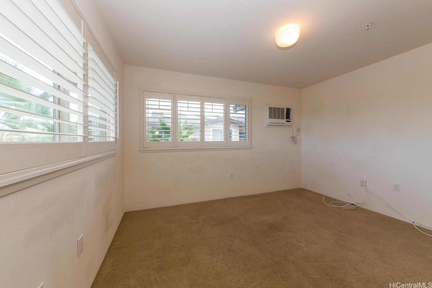 91-1039 Kamaaha Ave Kapolei - Rental - photo 2 of 8