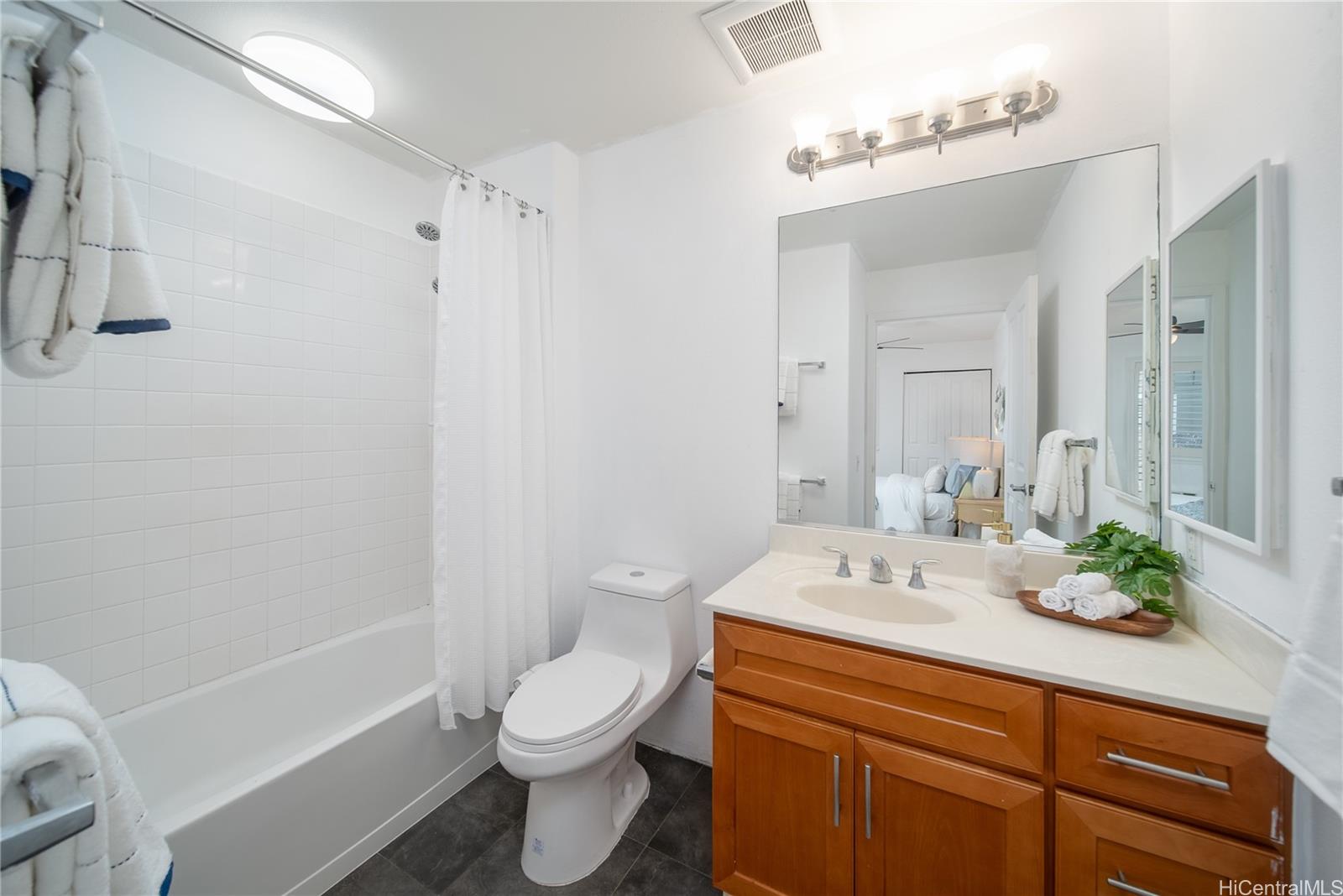 VOK townhouse # 1505, Kapolei, Hawaii - photo 21 of 25