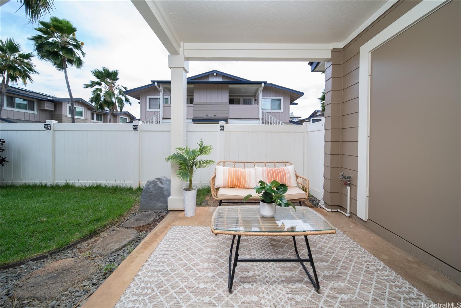 VOK townhouse # 1505, Kapolei, Hawaii - photo 23 of 25