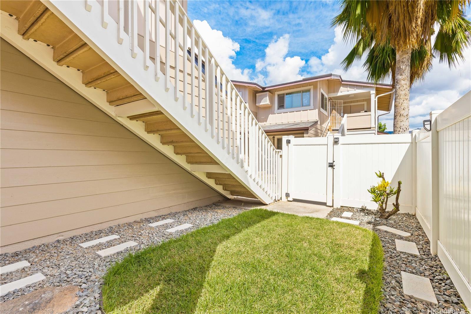 91-1039 Kamaaha St Kapolei - Rental - photo 22 of 25