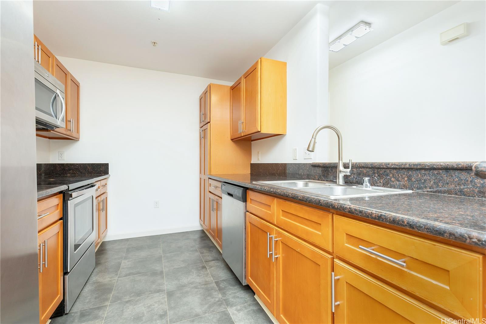 91-1039 Kamaaha St Kapolei - Rental - photo 10 of 25