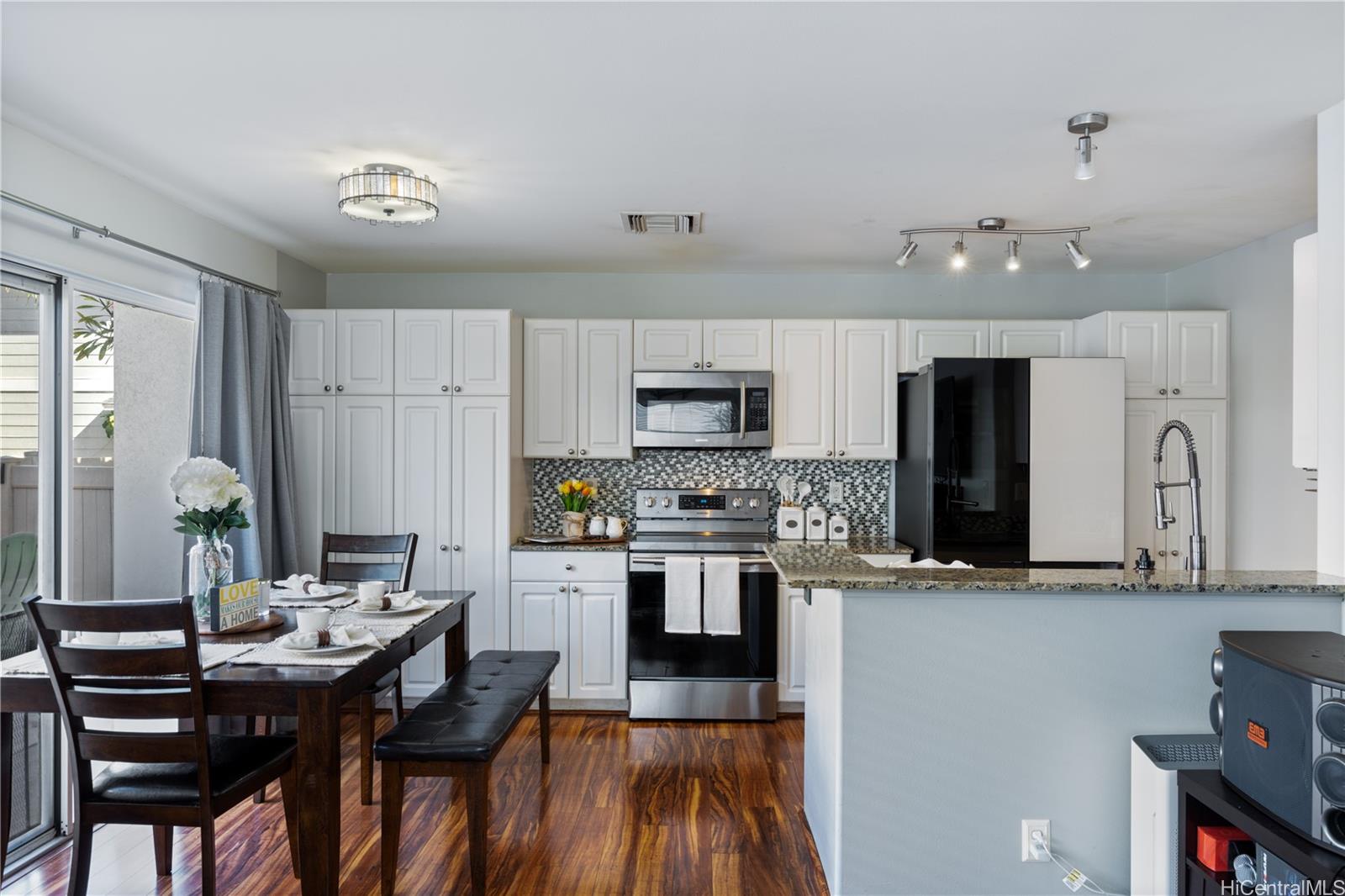 91-1040  Komoaina Street Ewa Gen Terrazza, Ewaplain home - photo 5 of 16