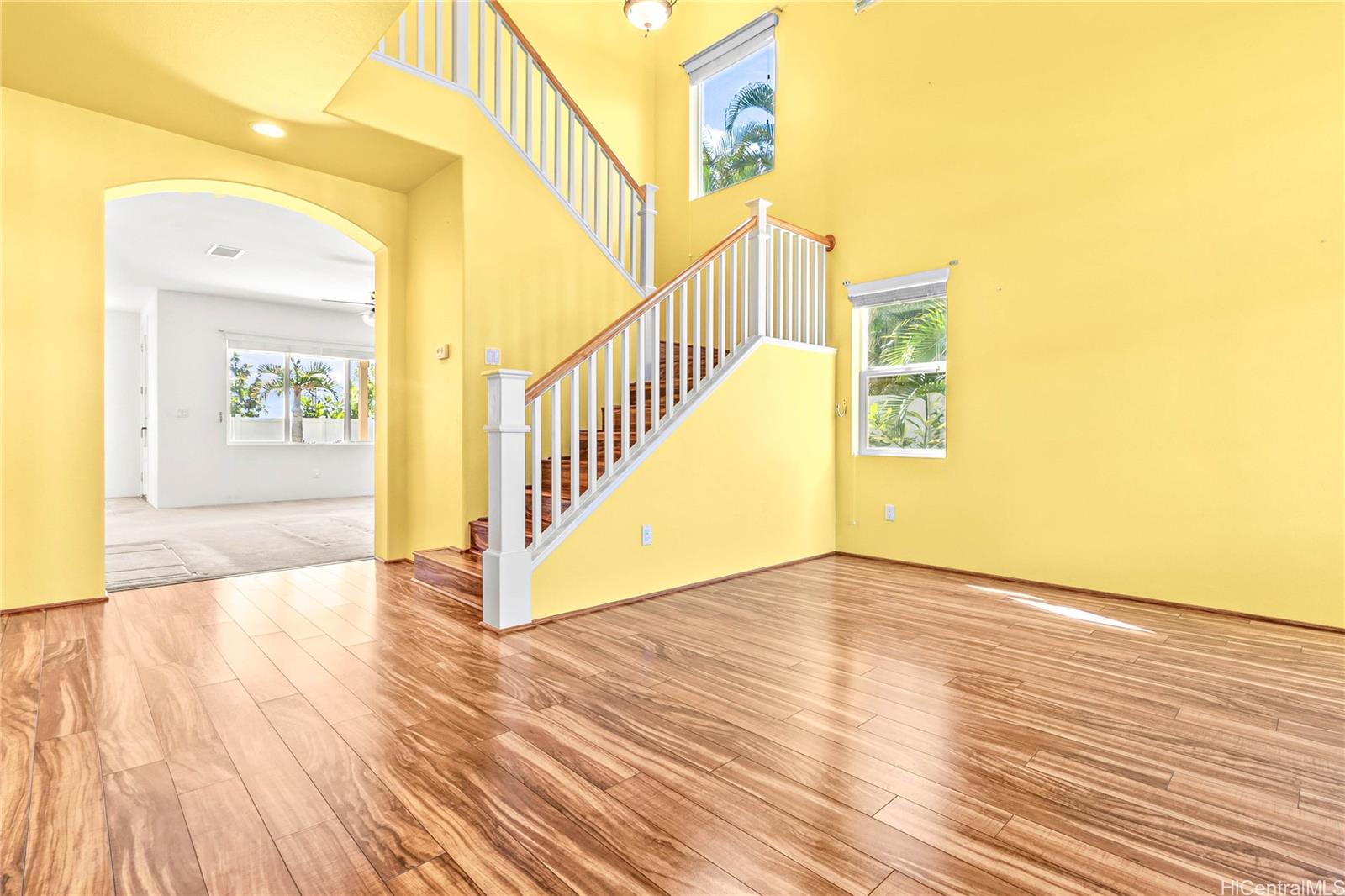 91-1041  Kai Weke Street Ocean Pointe, Ewaplain home - photo 2 of 23