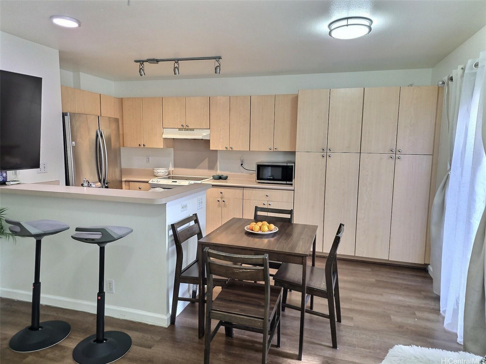 Avalon 7 condo # 16B, Ewa Beach, Hawaii - photo 4 of 16