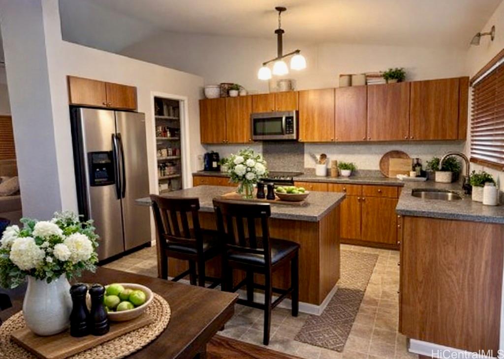 91-1043  Hookaahea Street Ewa Gen Prescott, Ewaplain home - photo 4 of 15