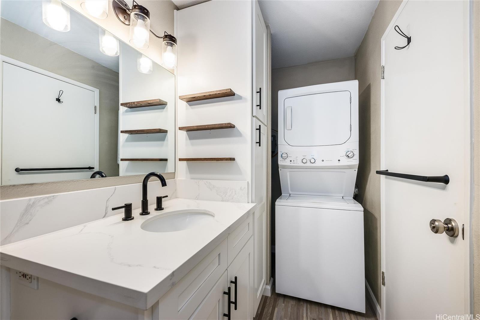 Suncrest A condo # 2F, Ewa Beach, Hawaii - photo 15 of 23