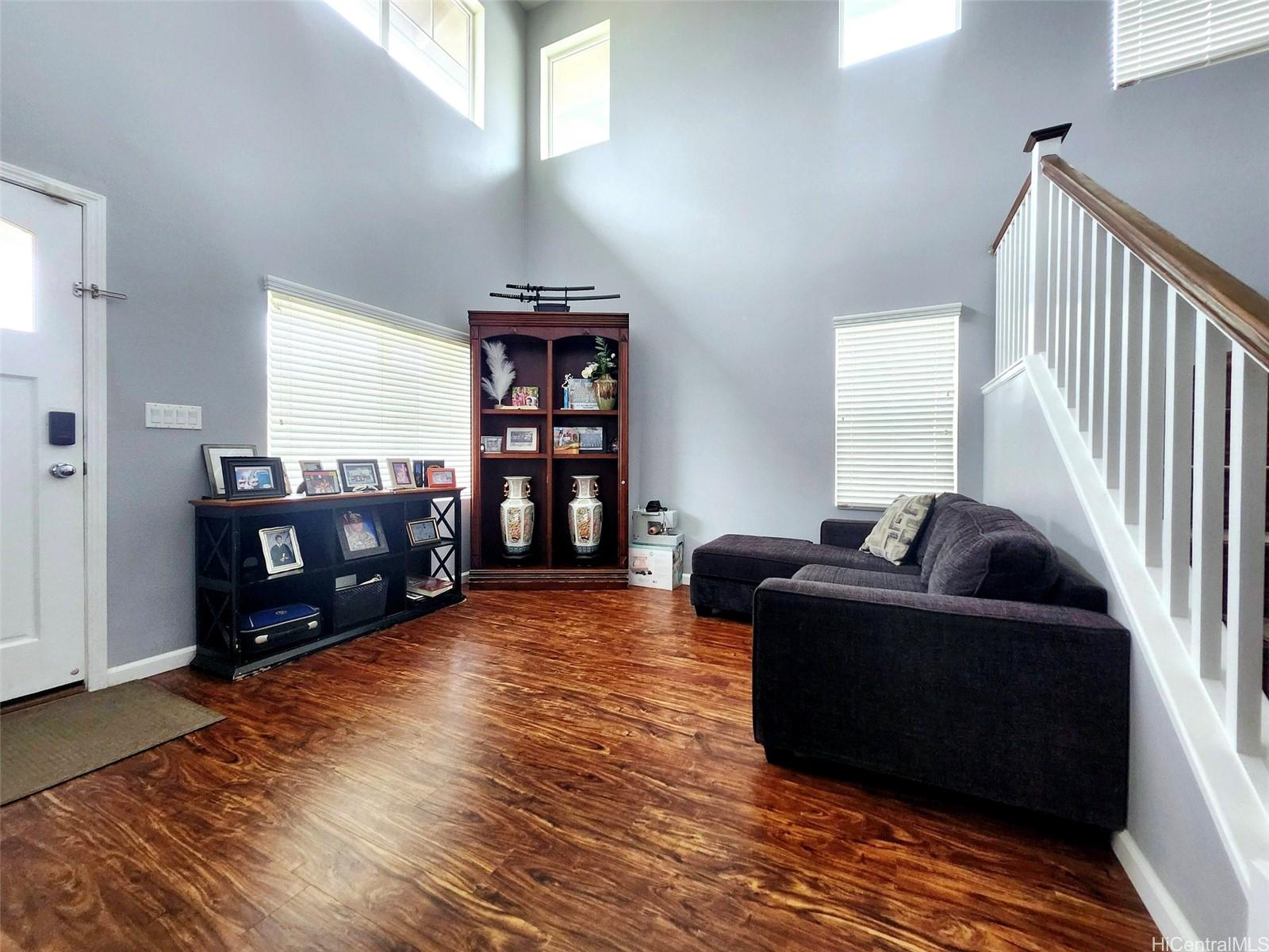 91-1045  Kai Loli Street Ocean Pointe, Ewaplain home - photo 8 of 25