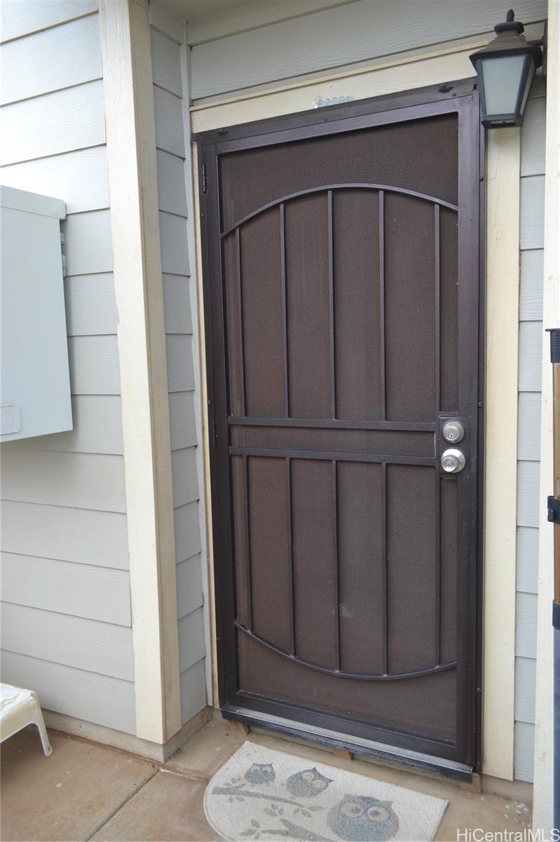 91-1047 Huaulaula Loop Ewa Beach - Rental - photo 2 of 7