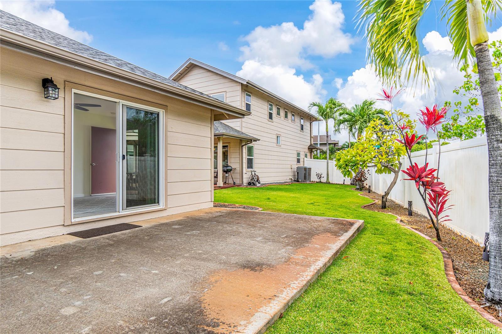 91-1047  Kaianae Street Ocean Pointe, Ewaplain home - photo 19 of 25