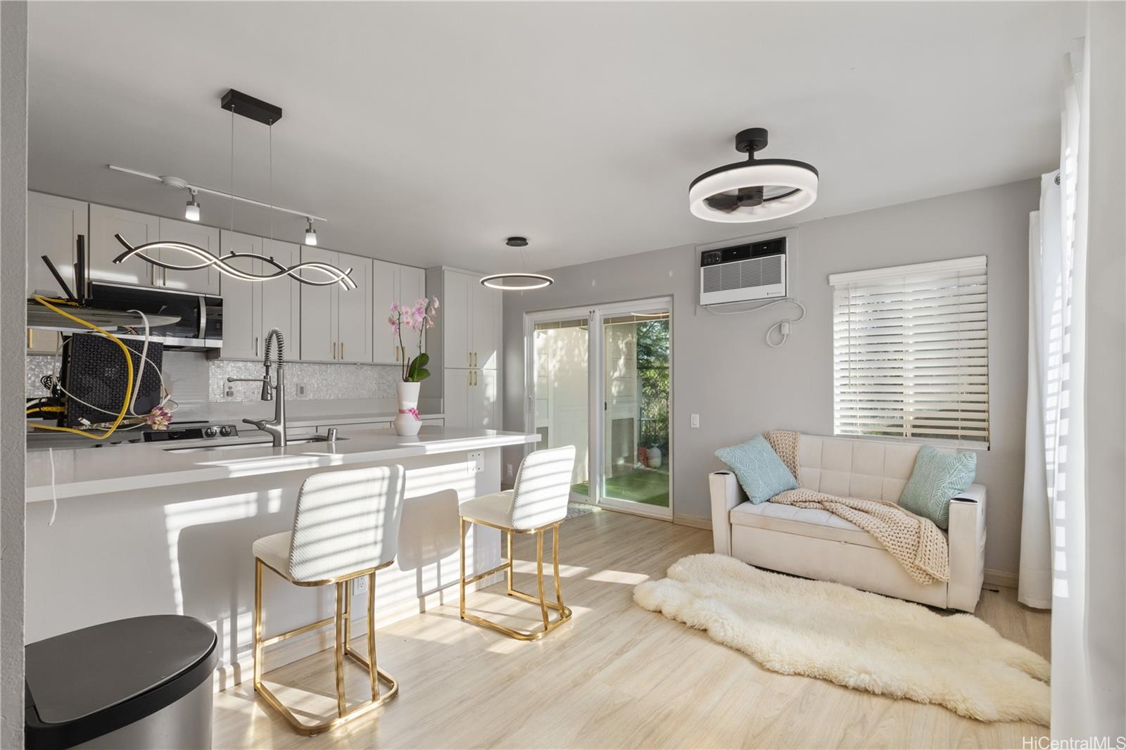 91-1048 Manaolana St townhouse # 15B, EWA BEACH, Hawaii - photo 2 of 17