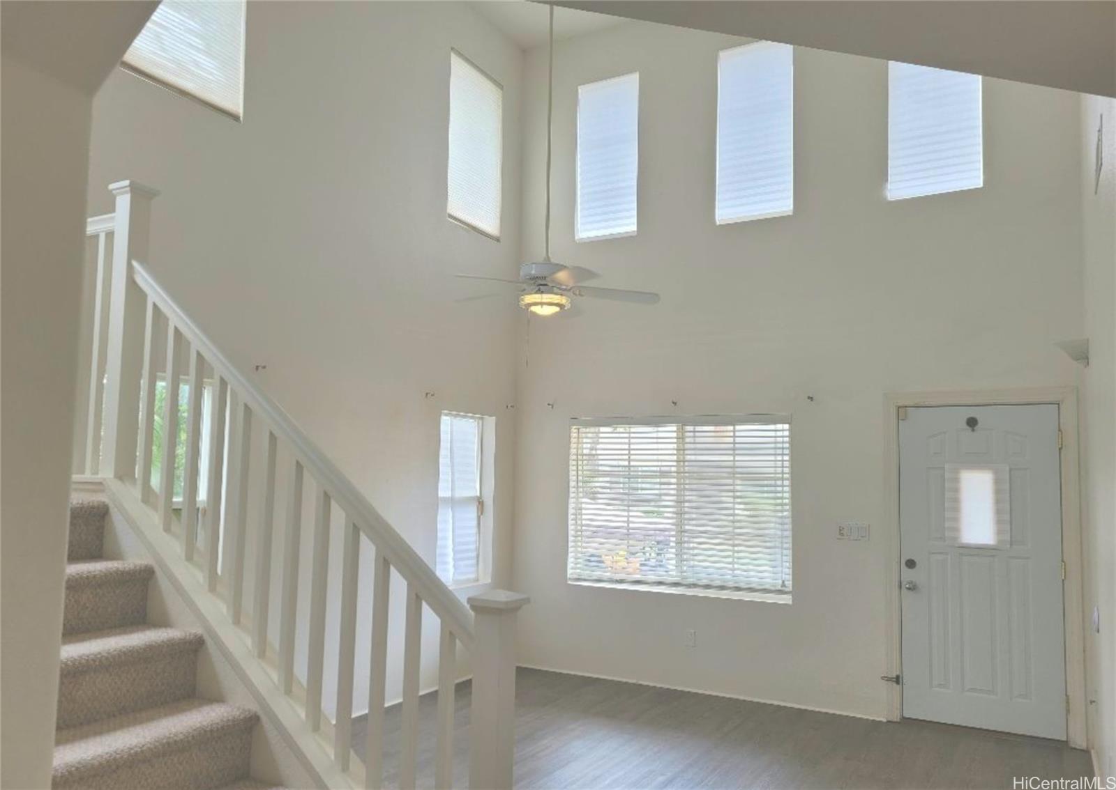 91-1050  Kaikauhaa St Ocean Pointe, Ewaplain home - photo 3 of 11