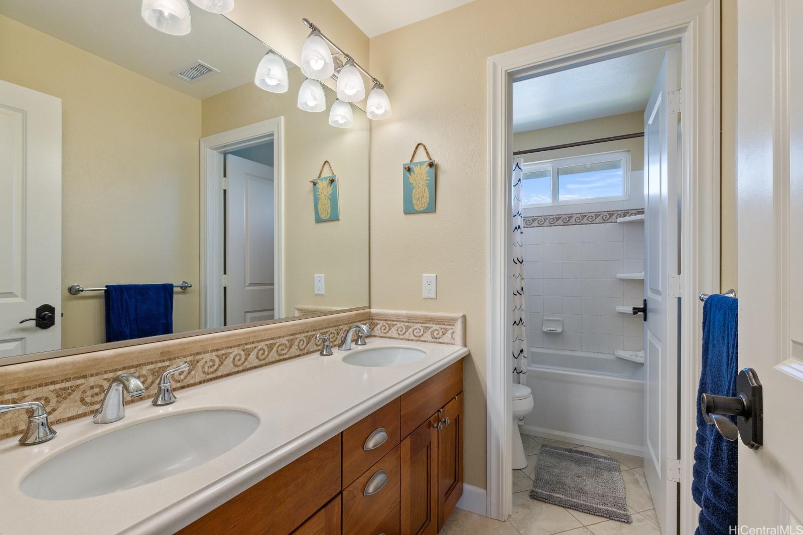 91-1051  Waikapoo Street Hoakalei-ka Makana, Ewaplain home - photo 21 of 25