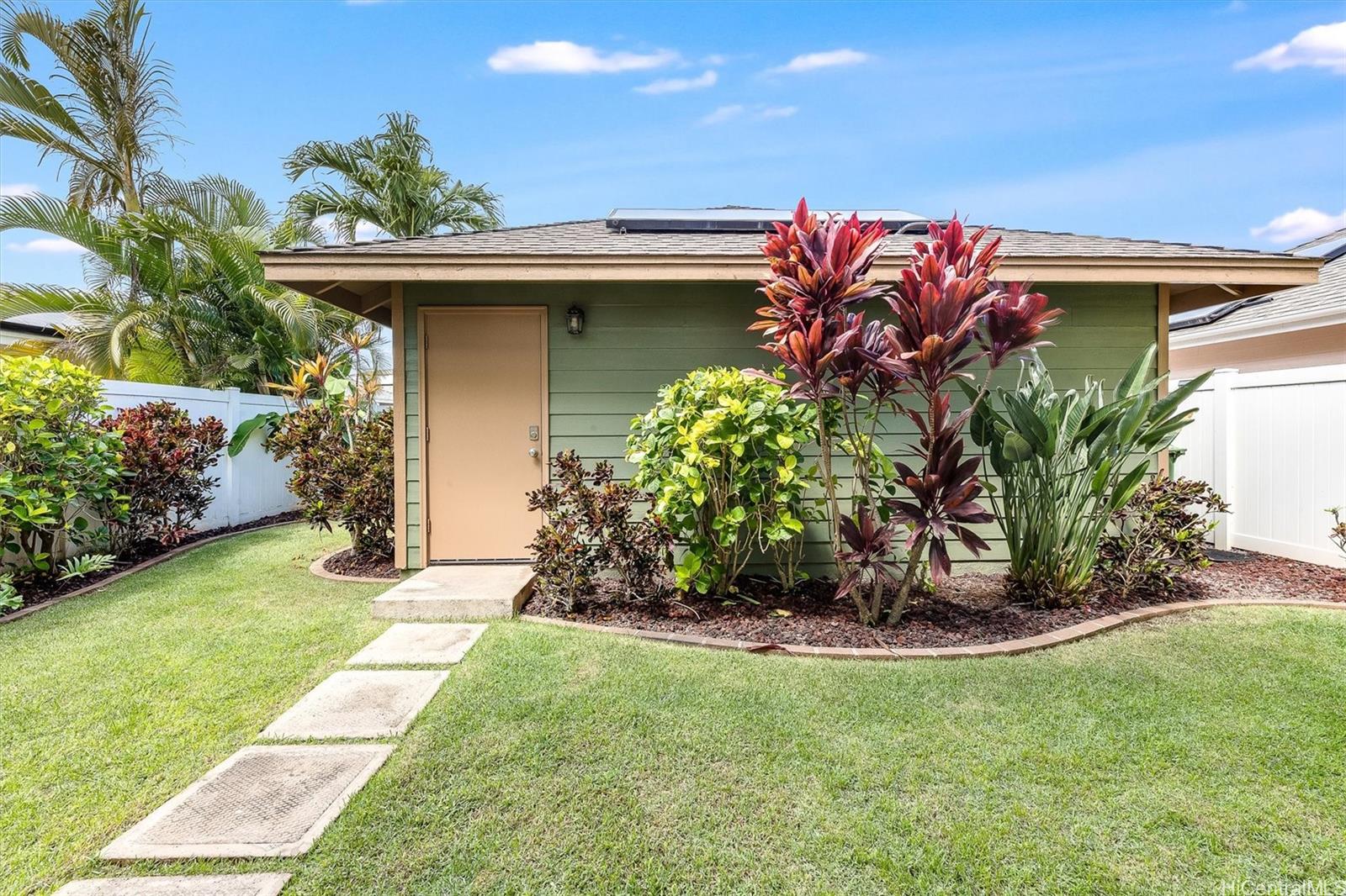 91-1052 Waiemi Street Ewa Beach - Rental - photo 24 of 25