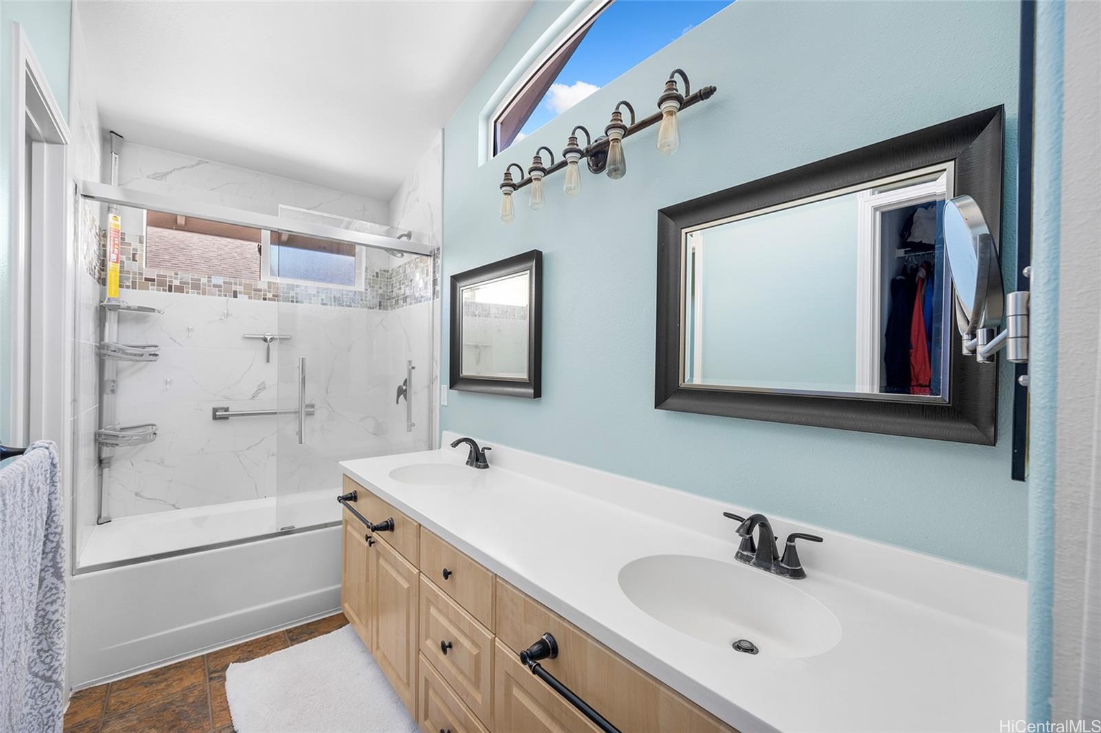 91-1054  Kaiheenalu St Ocean Pointe, Ewaplain home - photo 21 of 25