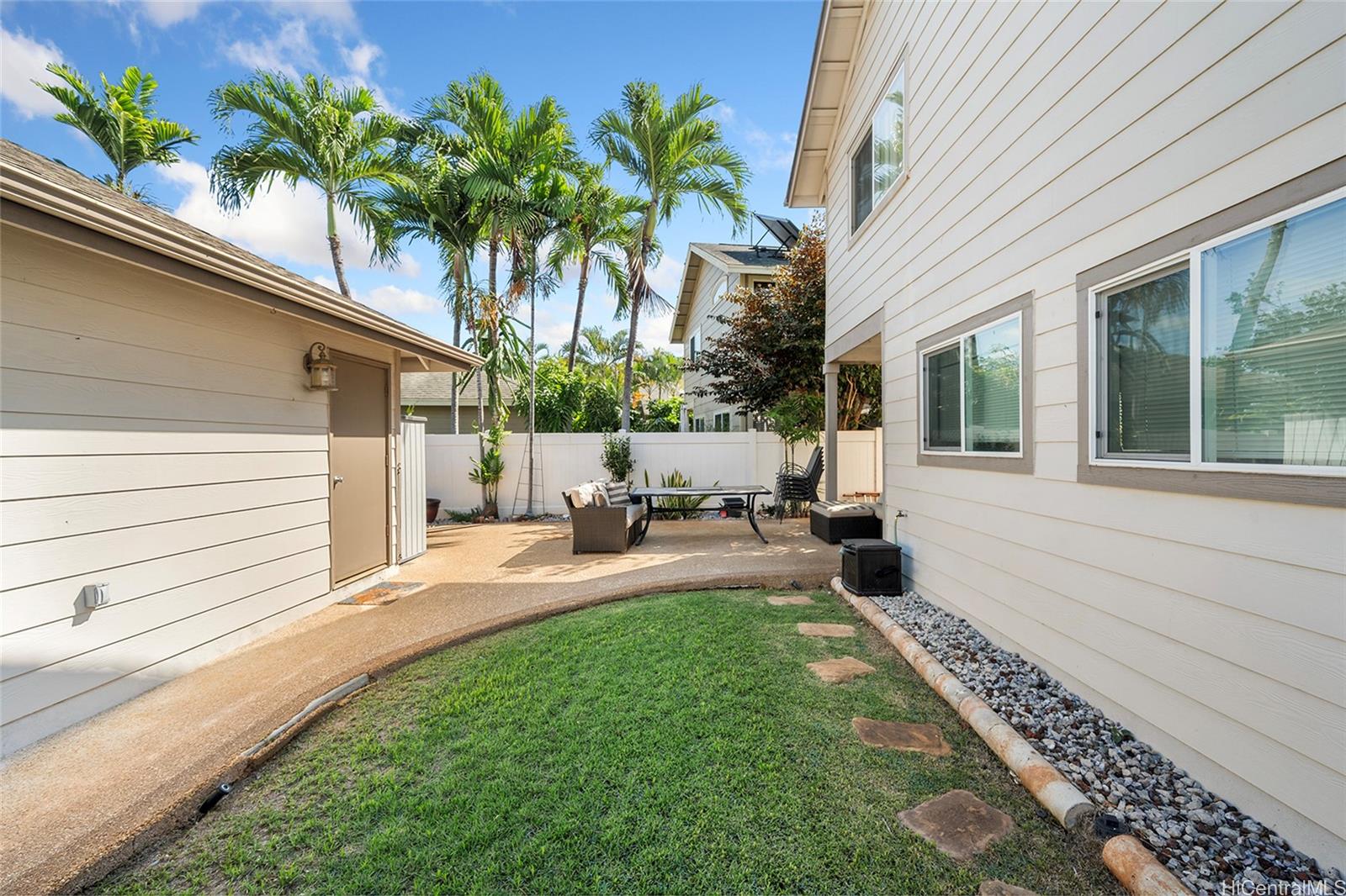 91-1054  Kaiheenalu St Ocean Pointe, Ewaplain home - photo 24 of 25