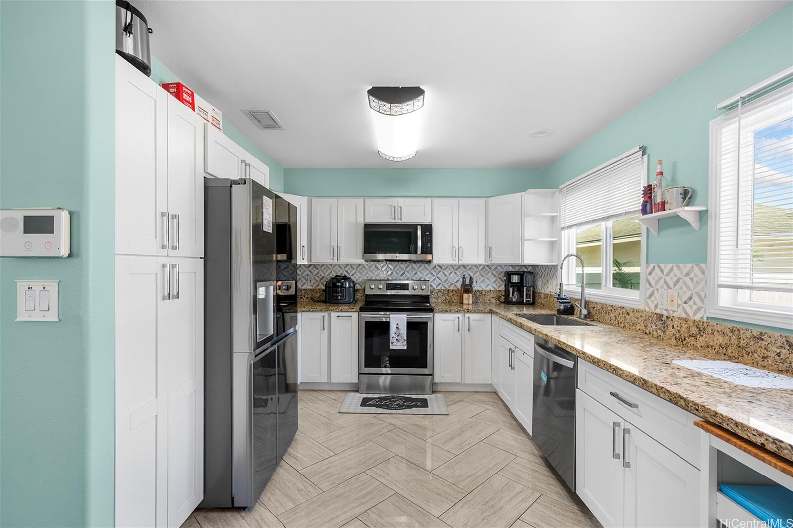 91-1054  Kaiheenalu St Ocean Pointe, Ewaplain home - photo 8 of 25