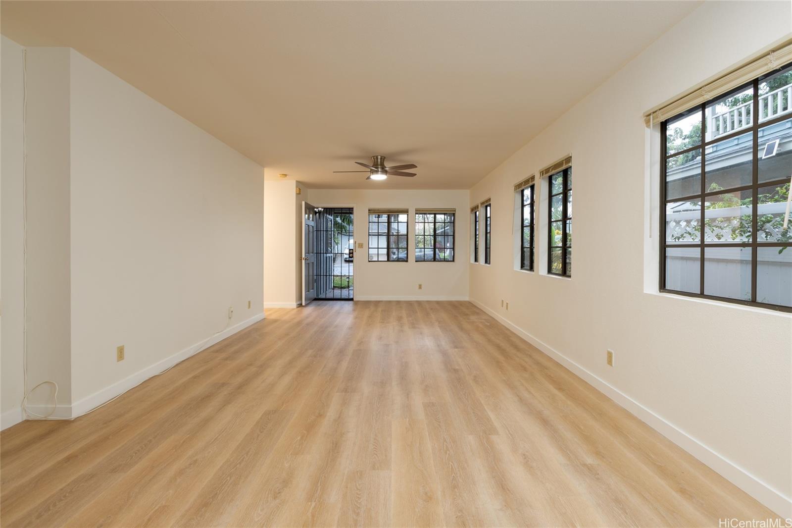 91-1055  Anaunau St Westloch Fairway, Ewaplain home - photo 2 of 24