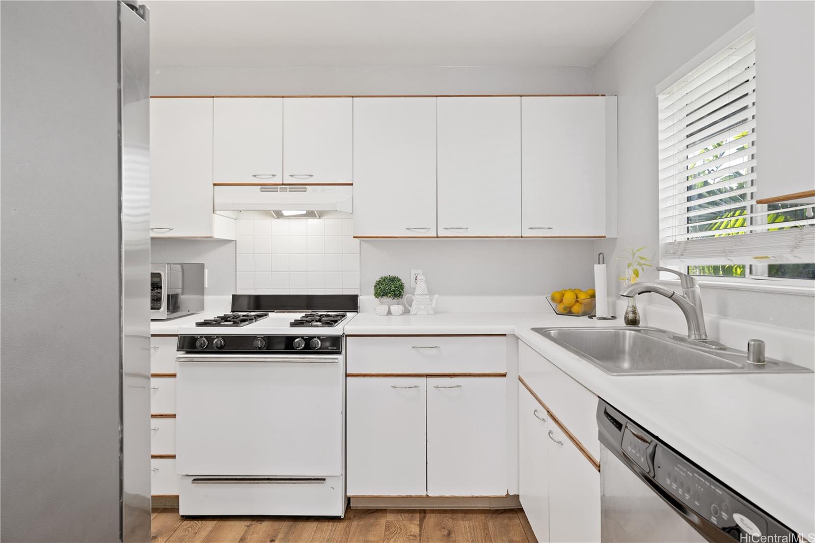 Villages of Kapolei townhouse # 205, Kapolei, Hawaii - photo 4 of 25