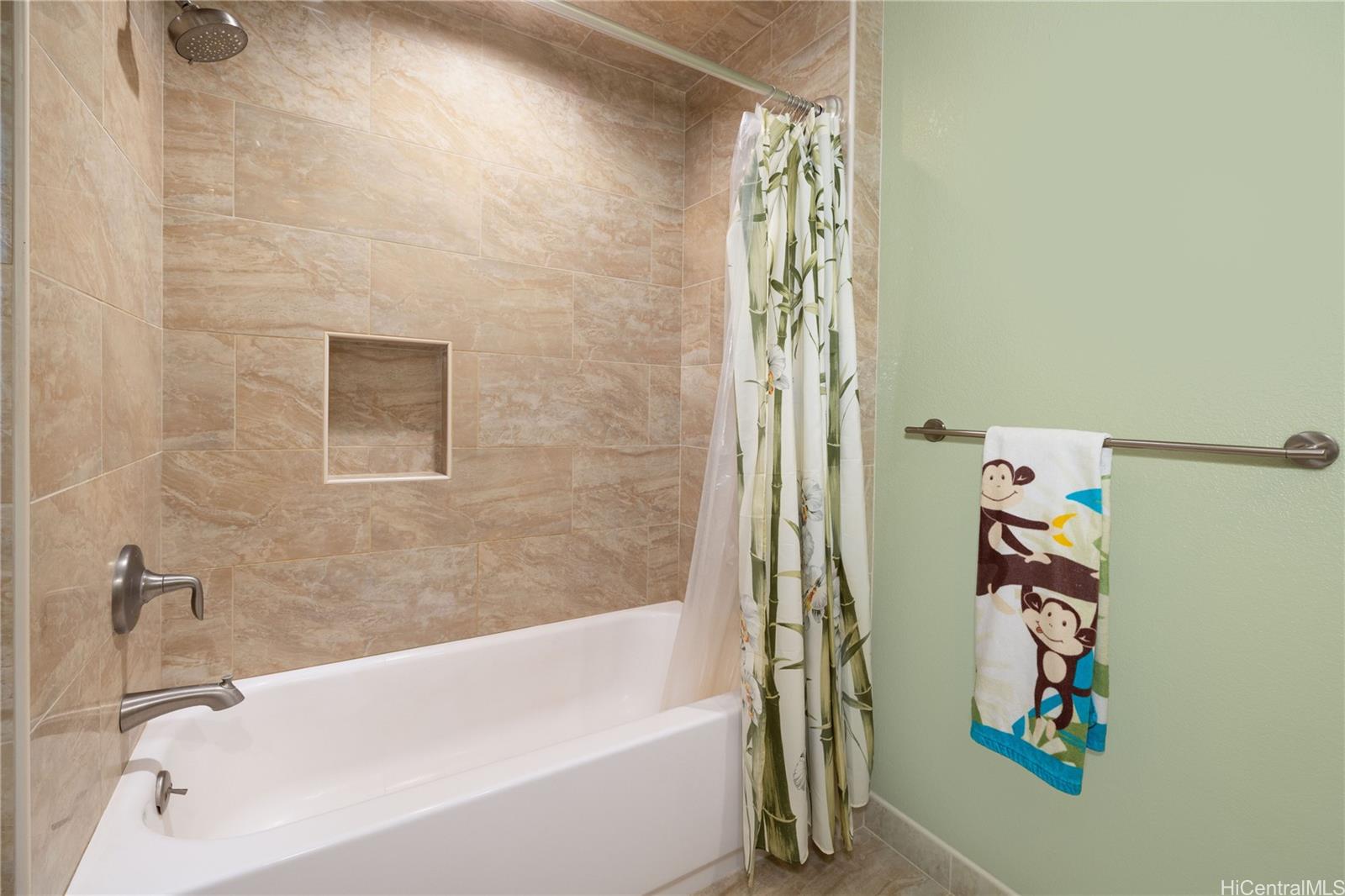 Villages of Kapolei townhouse # 302, Kapolei, Hawaii - photo 16 of 25