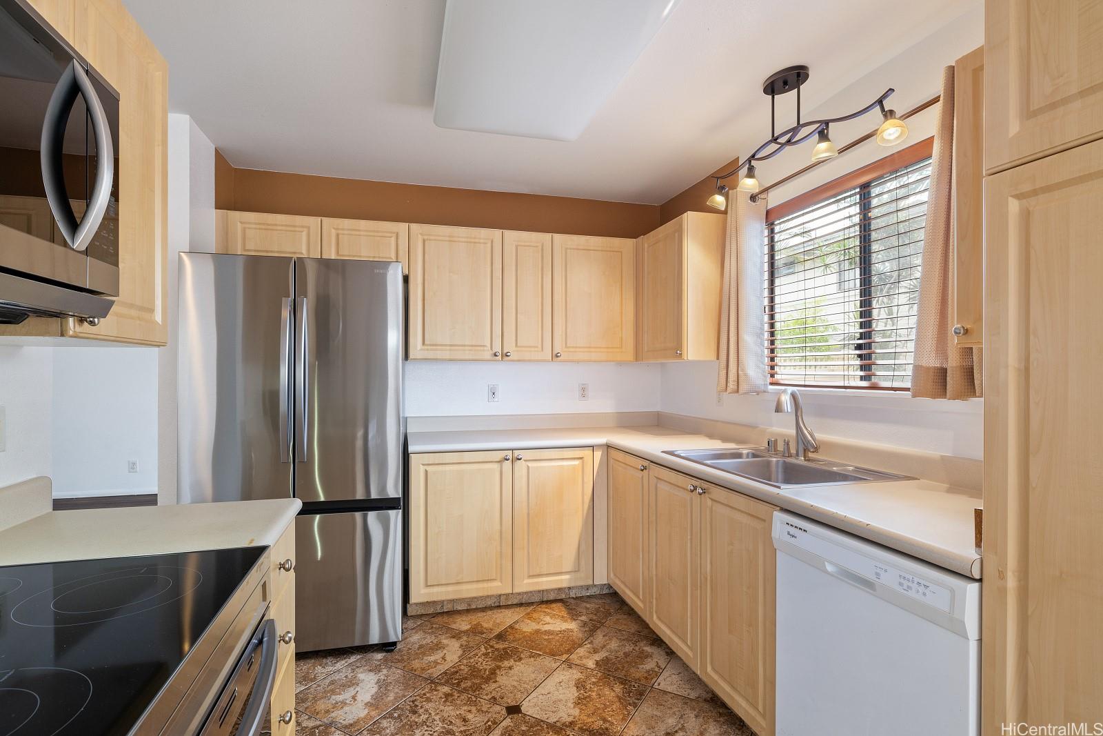 91-1059 Kanio Street Kapolei - Rental - photo 6 of 25