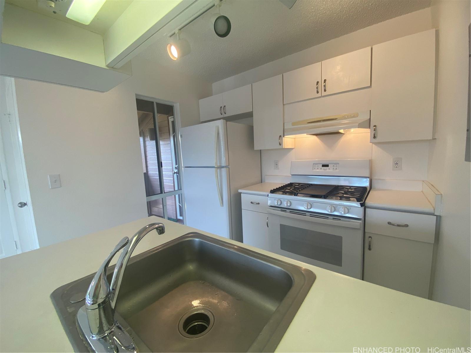 Palm Villas 2 condo # 5V, Ewa Beach, Hawaii - photo 9 of 21