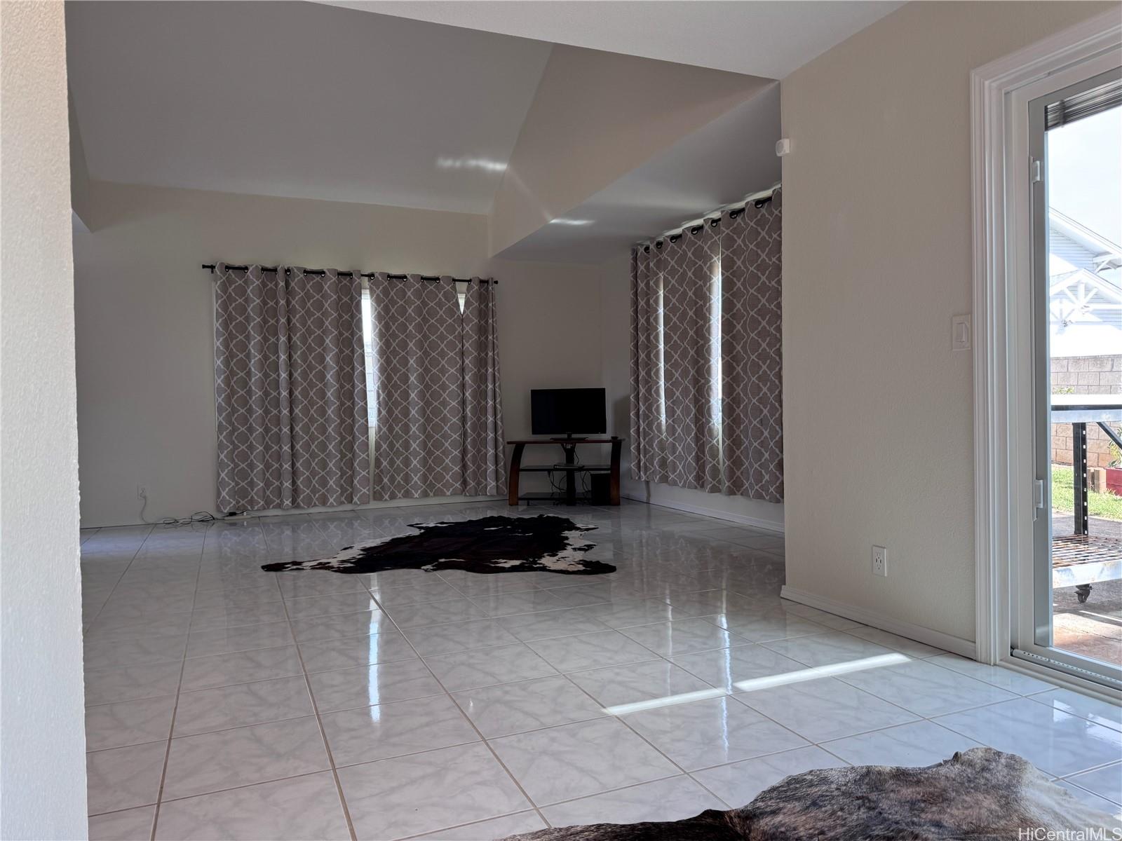 91-1067  Akolo Street Kapolei, Ewaplain home - photo 7 of 17