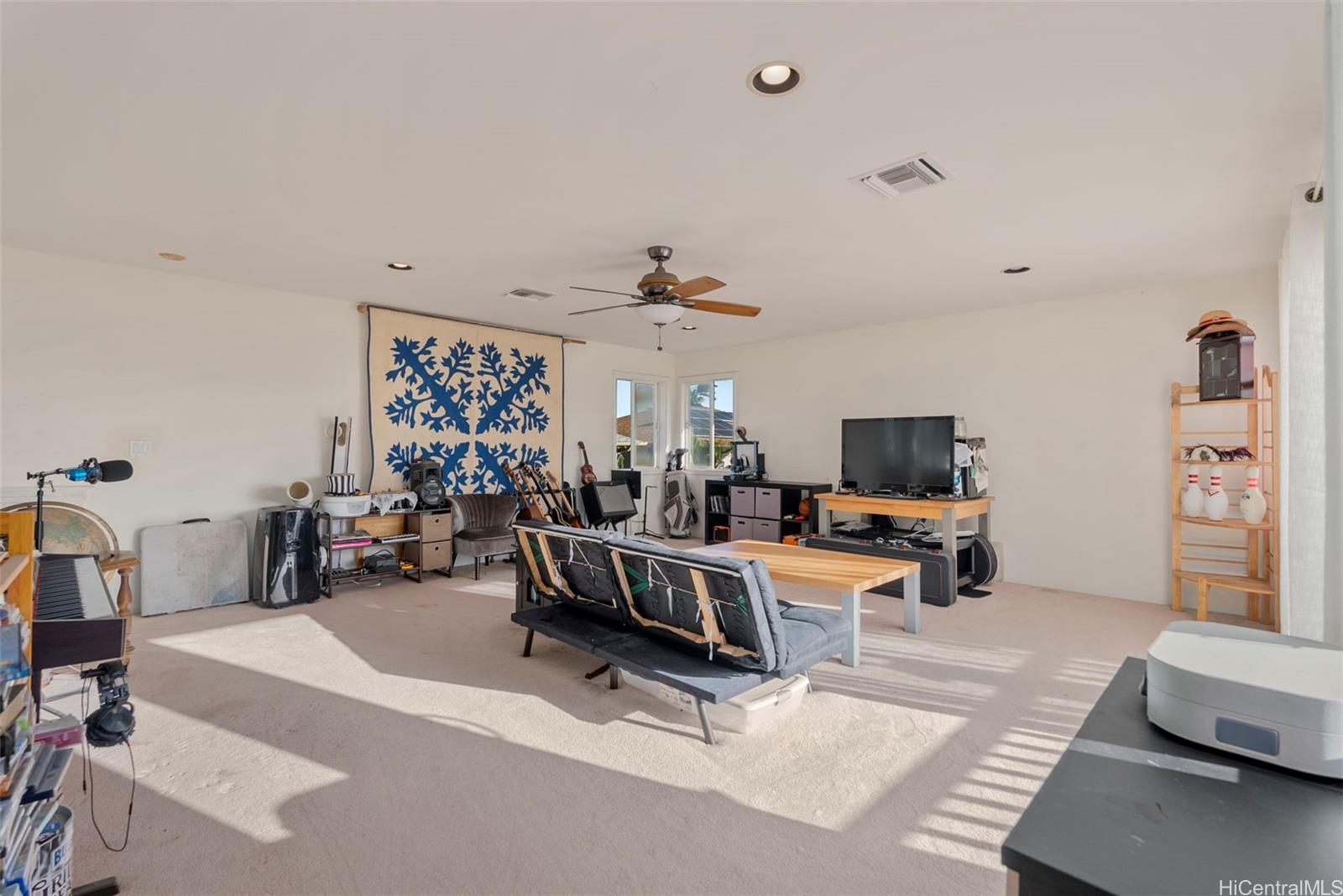 91-1069  Makaike Street Ewa Gen Woodbridge, Ewaplain home - photo 19 of 25