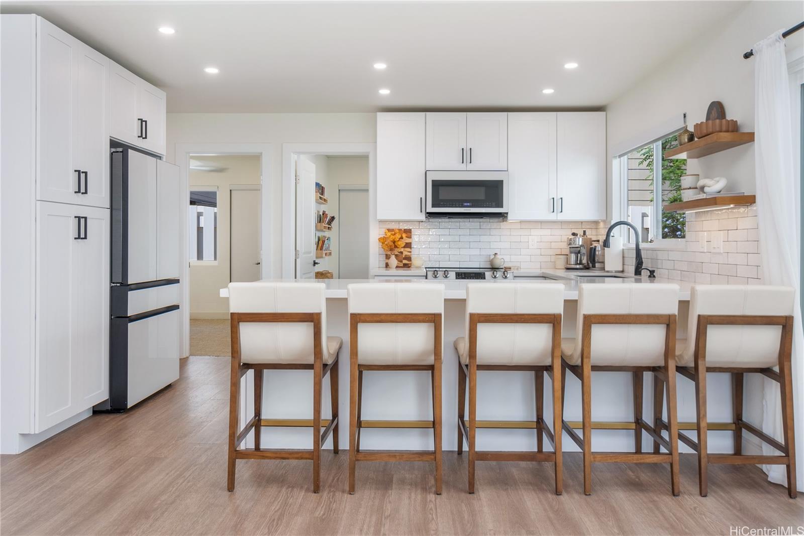 91-1072  Leleoi Street Ewa Gen Alii Cove, Ewaplain home - photo 4 of 21