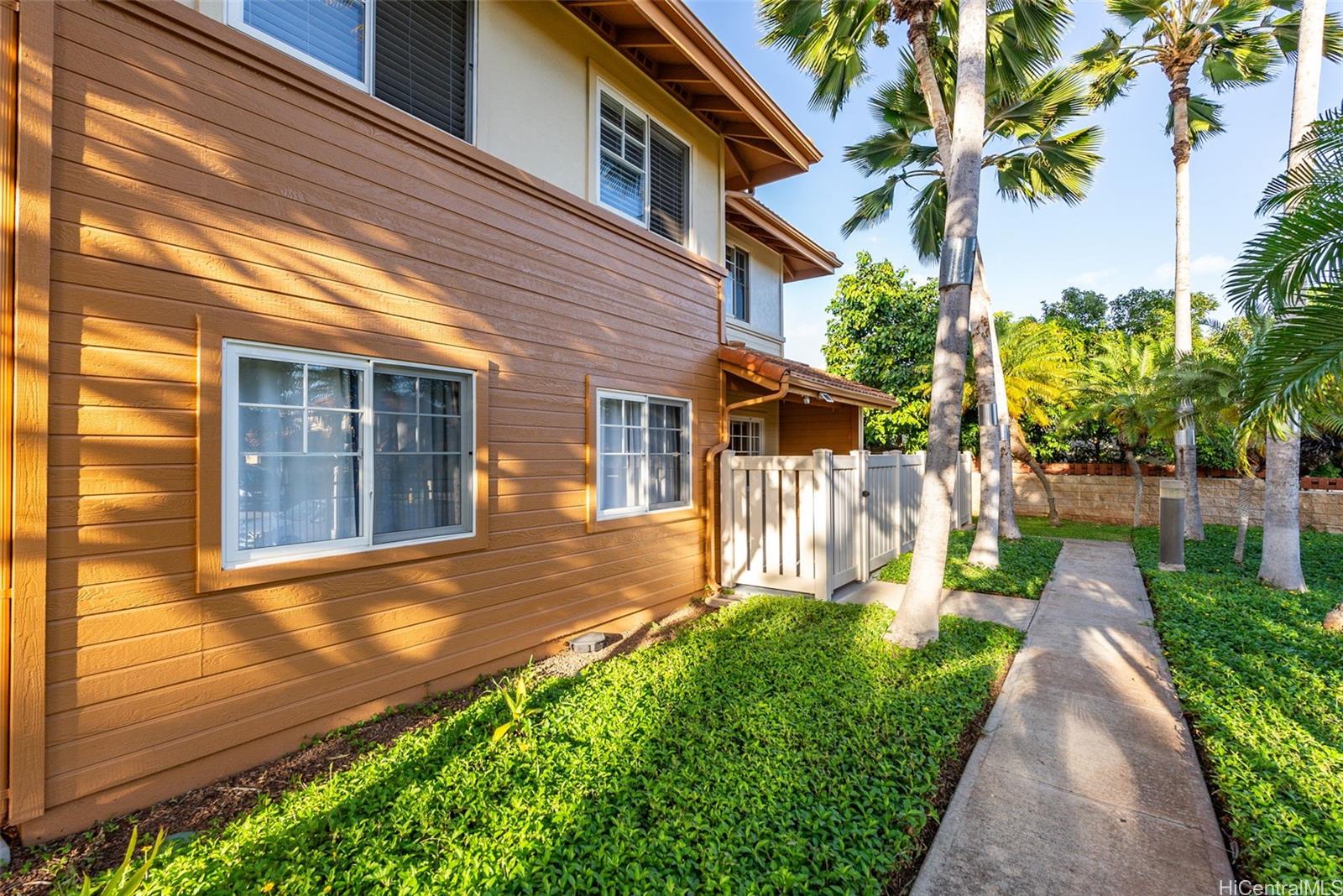 Villages of Kapolei townhouse # 9D, Kapolei, Hawaii - photo 22 of 25