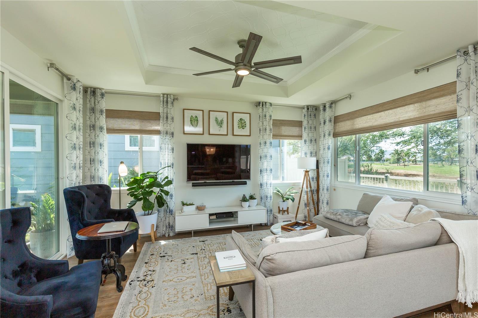 91-1077  Hokua Street Ewa Gen Coral Ridge, Ewaplain home - photo 2 of 25